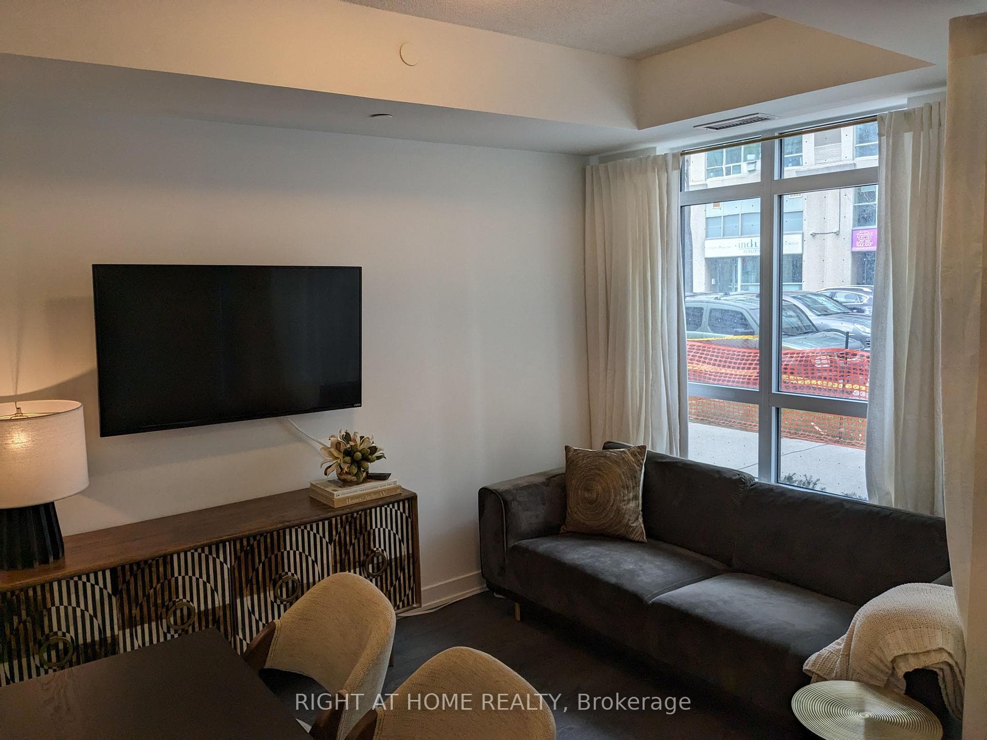 251 Manitoba Street Unit 103 photo 12