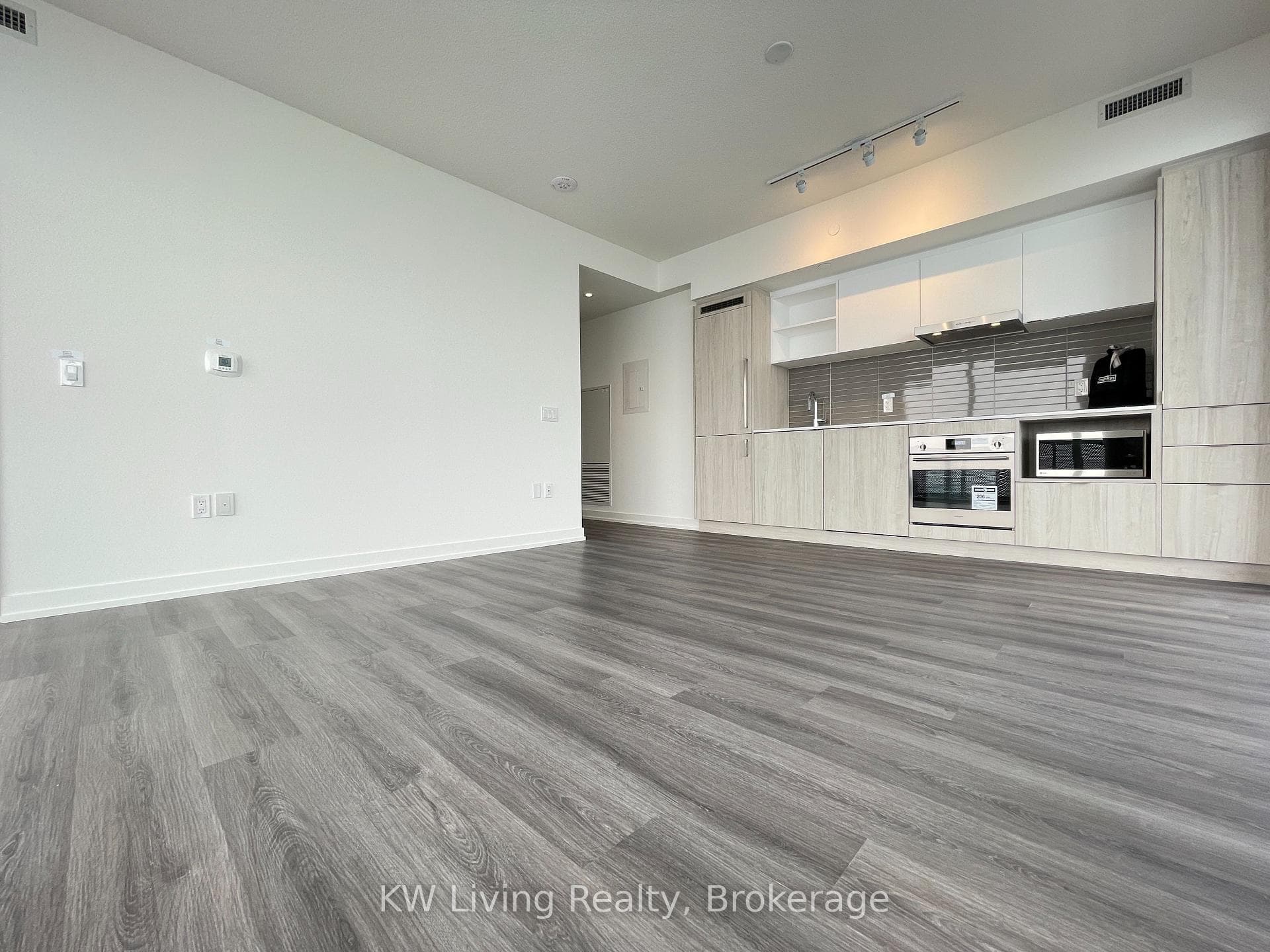 138 Downes Street Unit 4607 photo 8