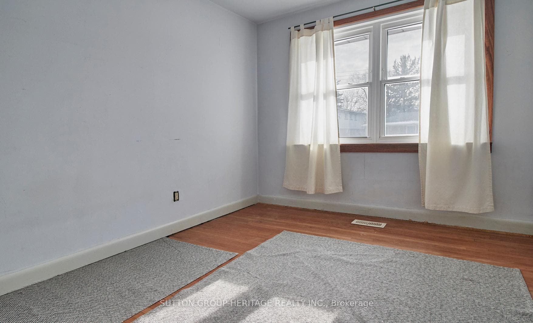 52 Emmeline Crescent photo 16