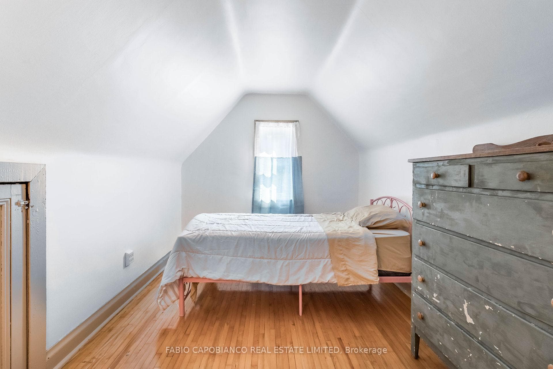 14 Salem Avenue photo 21