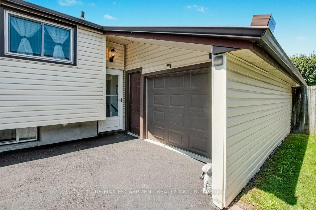 5945 Frontenac Street photo 42
