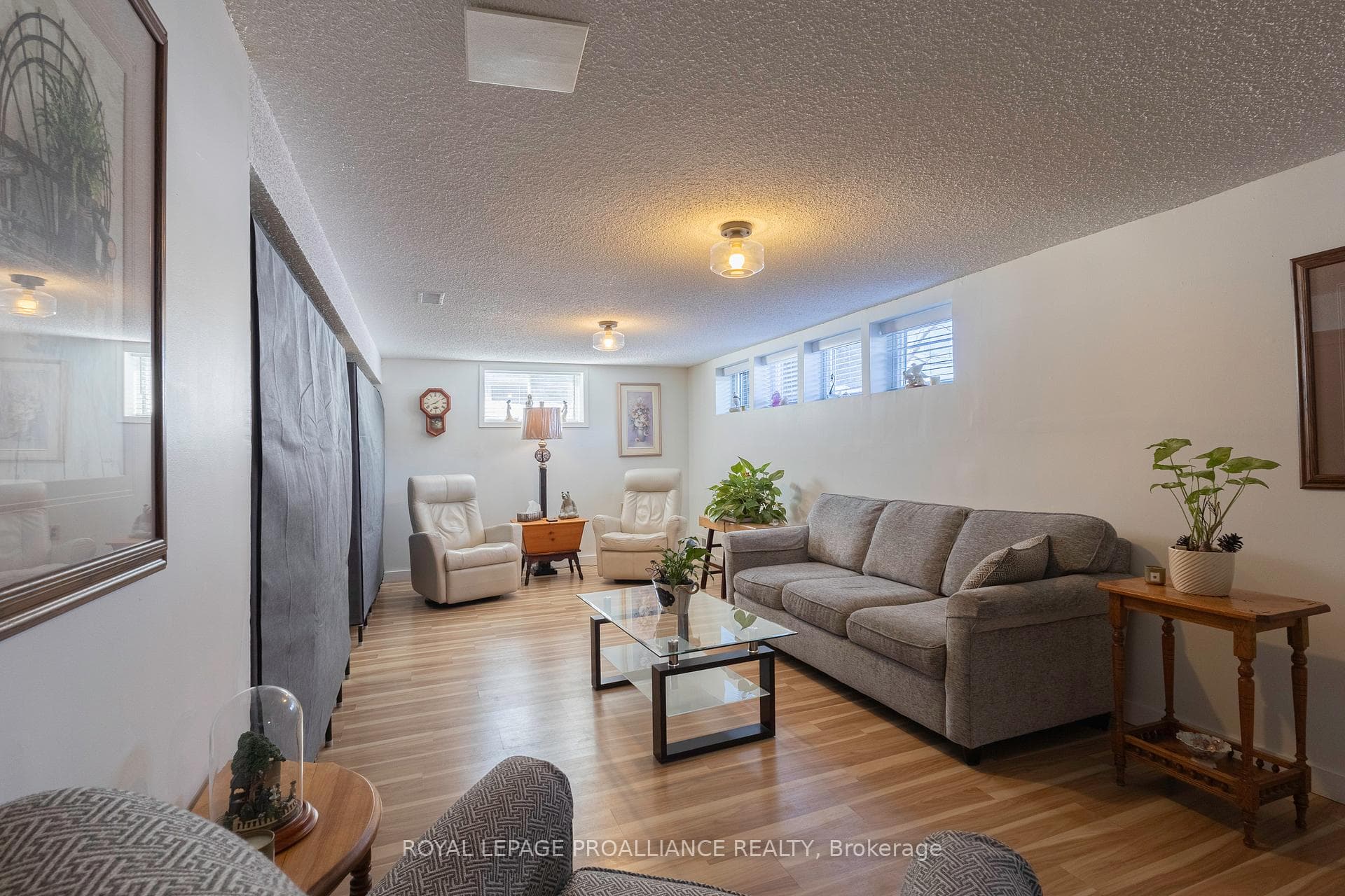 26 Cloverleaf Drive photo 13
