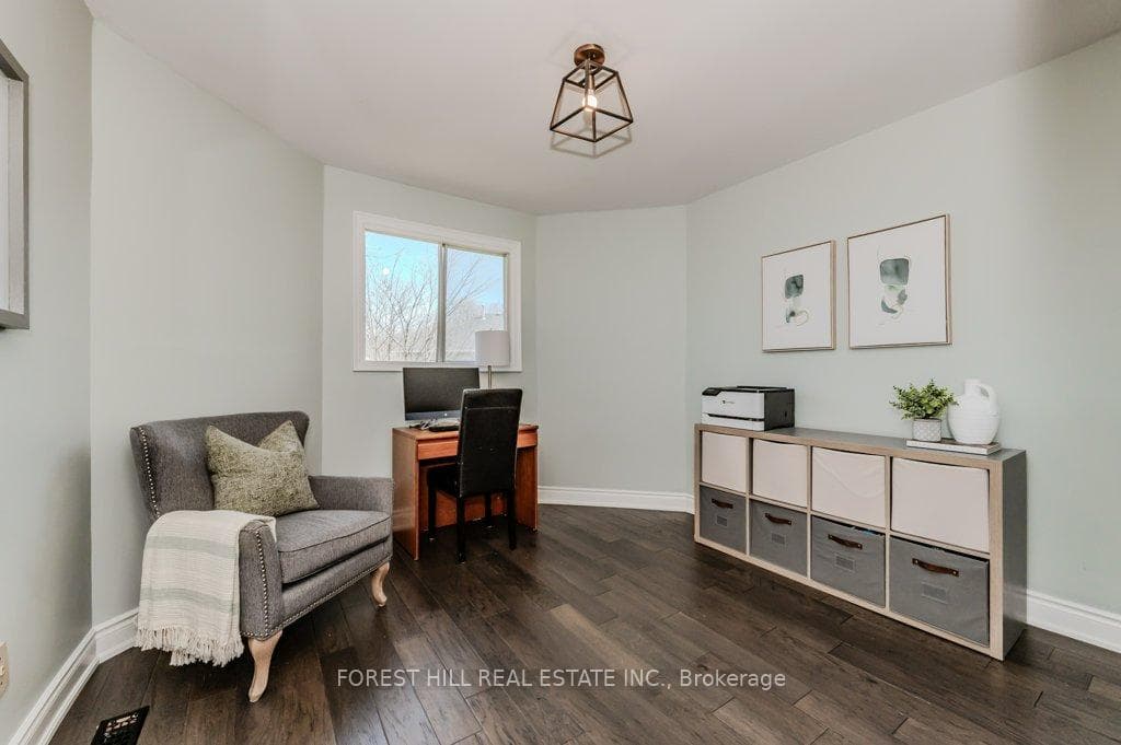 29 Fernbrook Crescent photo 27