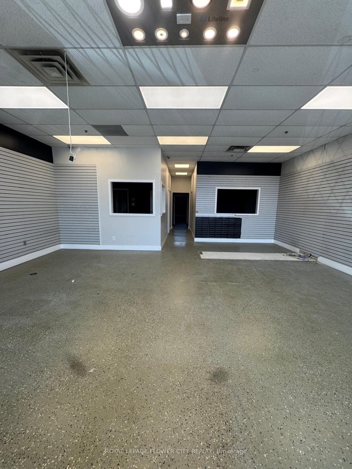 55 Healey Road Unit 6 photo 3