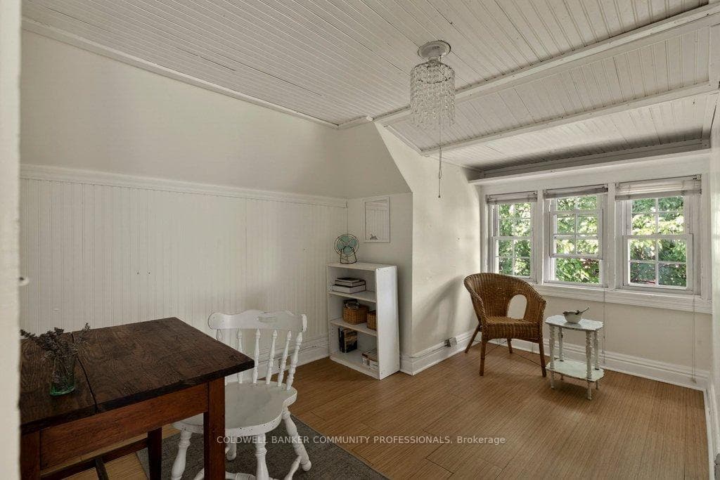 111 Spadina Avenue photo 39