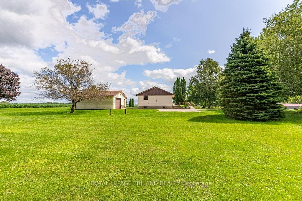 1730 Gladstone Drive photo 23