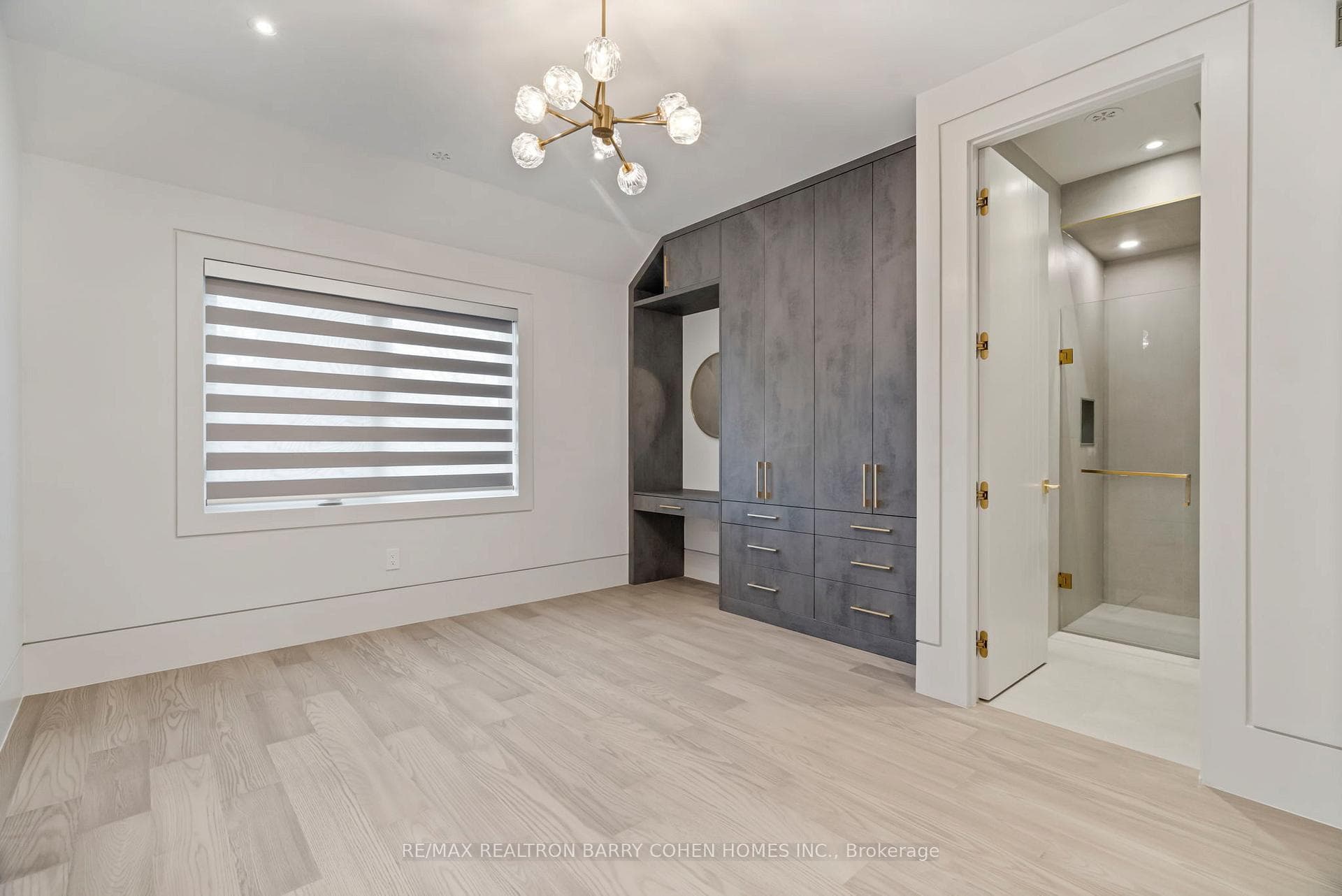 49 Abitibi Avenue photo 24