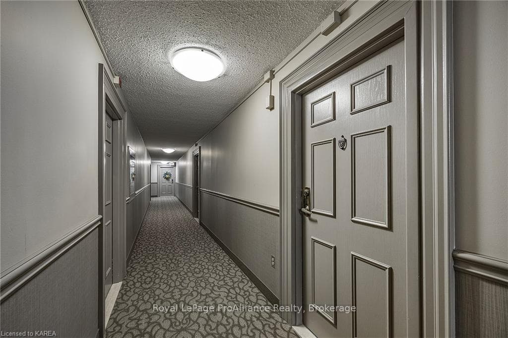 120 BARRETT Court Unit 208 photo 5