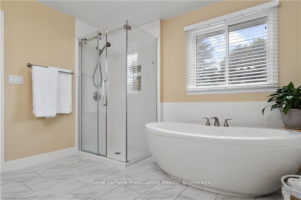 1178 BENTLEY Terrace photo 27
