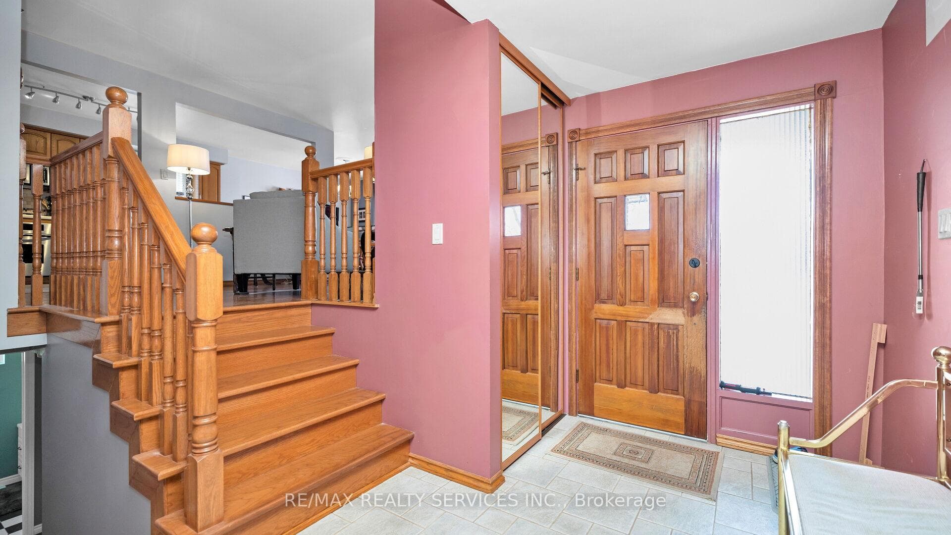 4 Eastwood Court photo 4