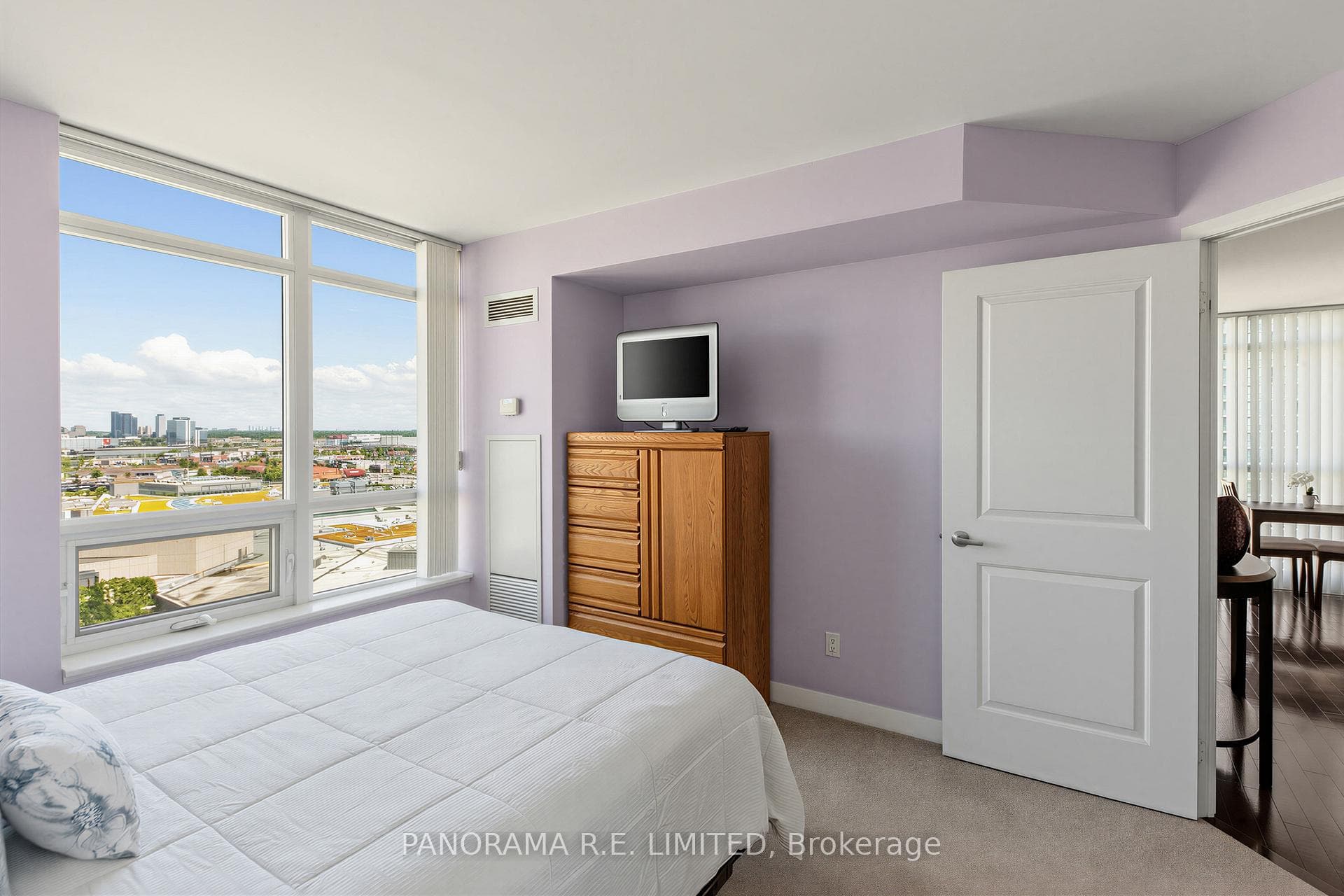 235 Sherway Gardens Road Unit 1810 photo 10