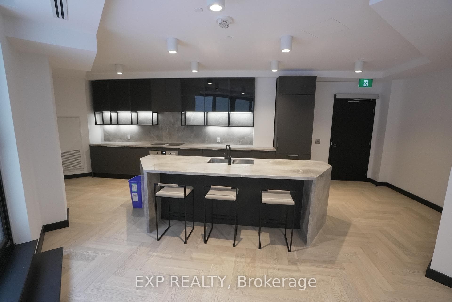 200 Sudbury Street Unit 1008 photo 24