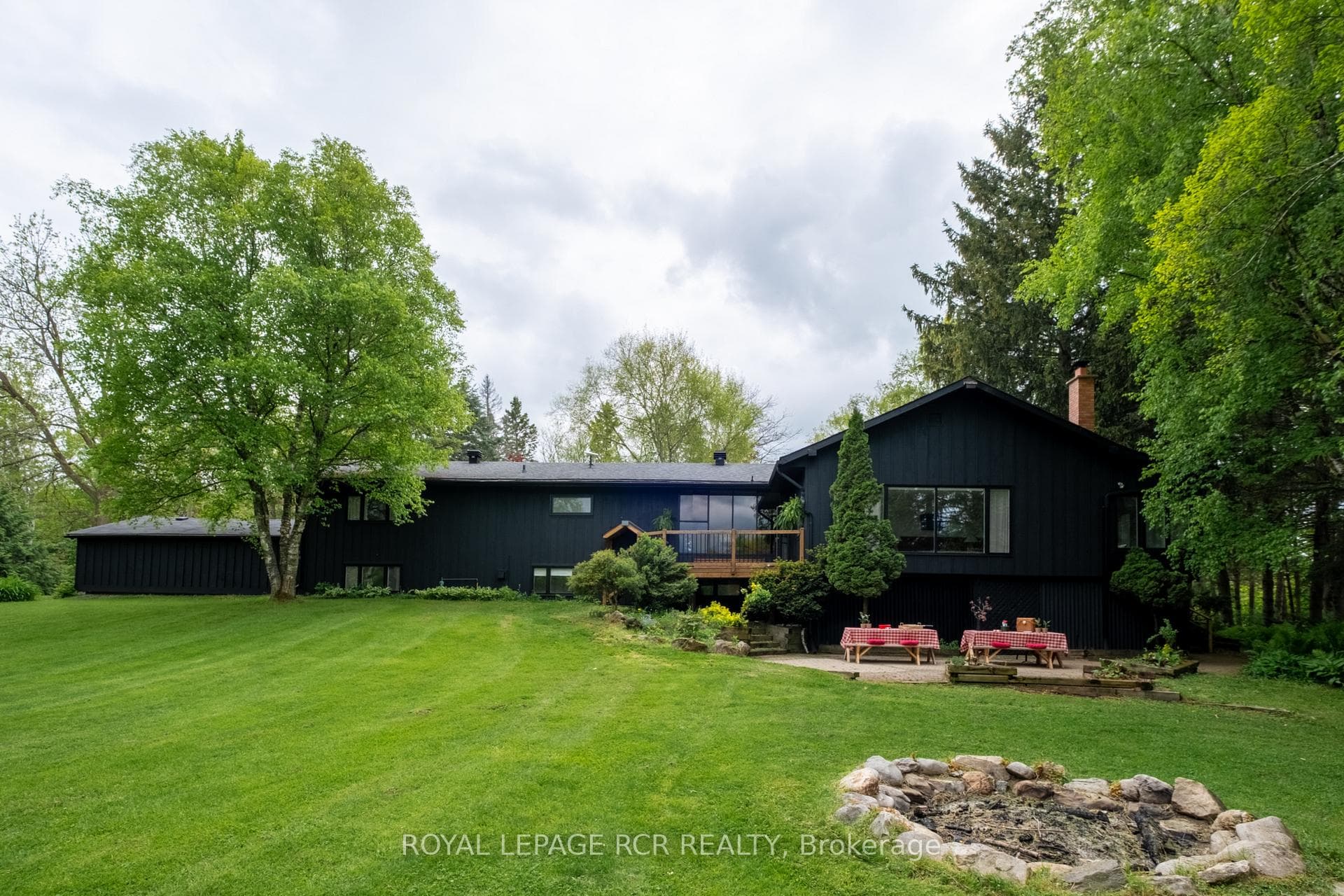 15667 Duffys Lane photo 45