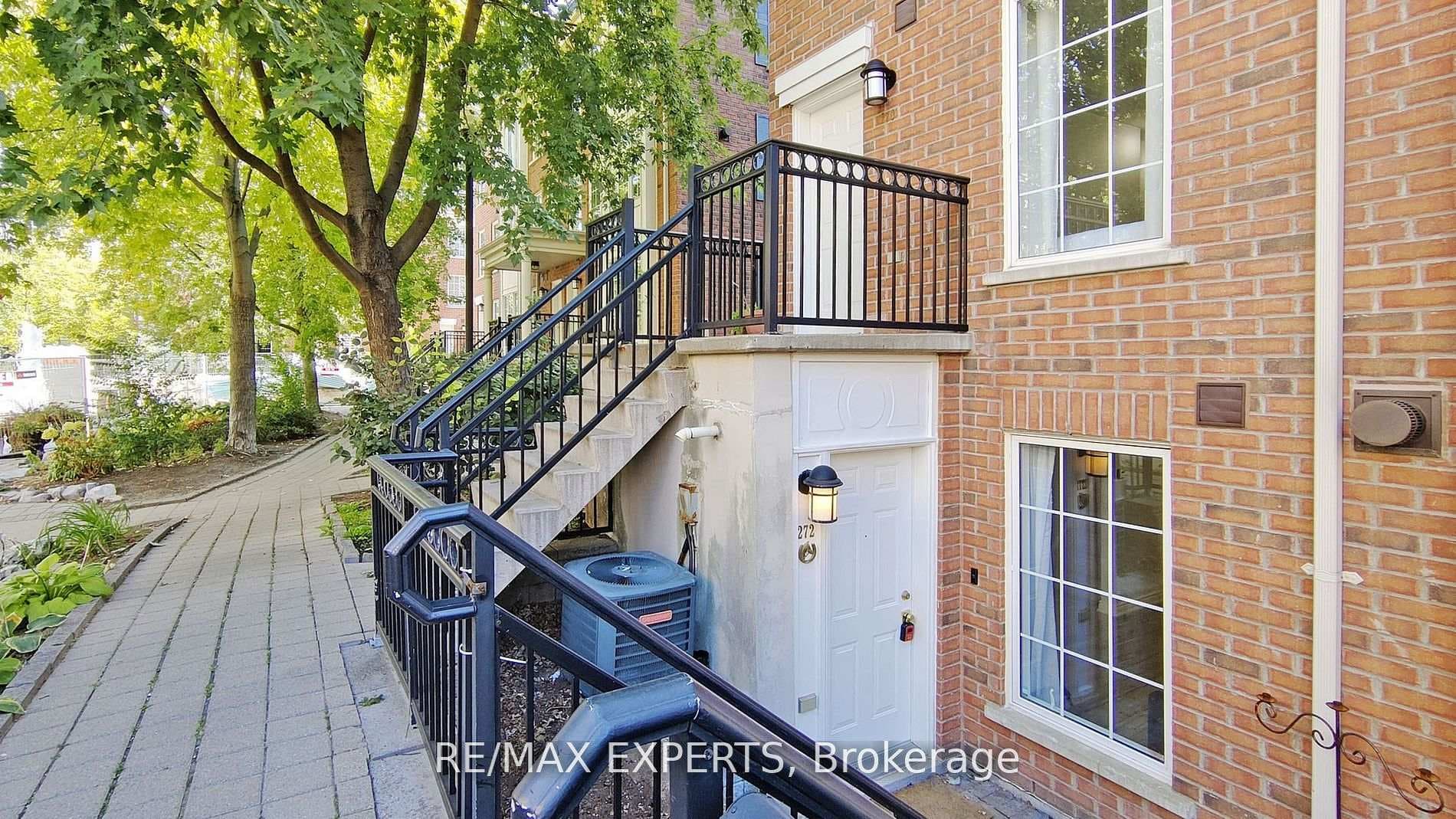3 Everson Drive Unit 272 photo 3