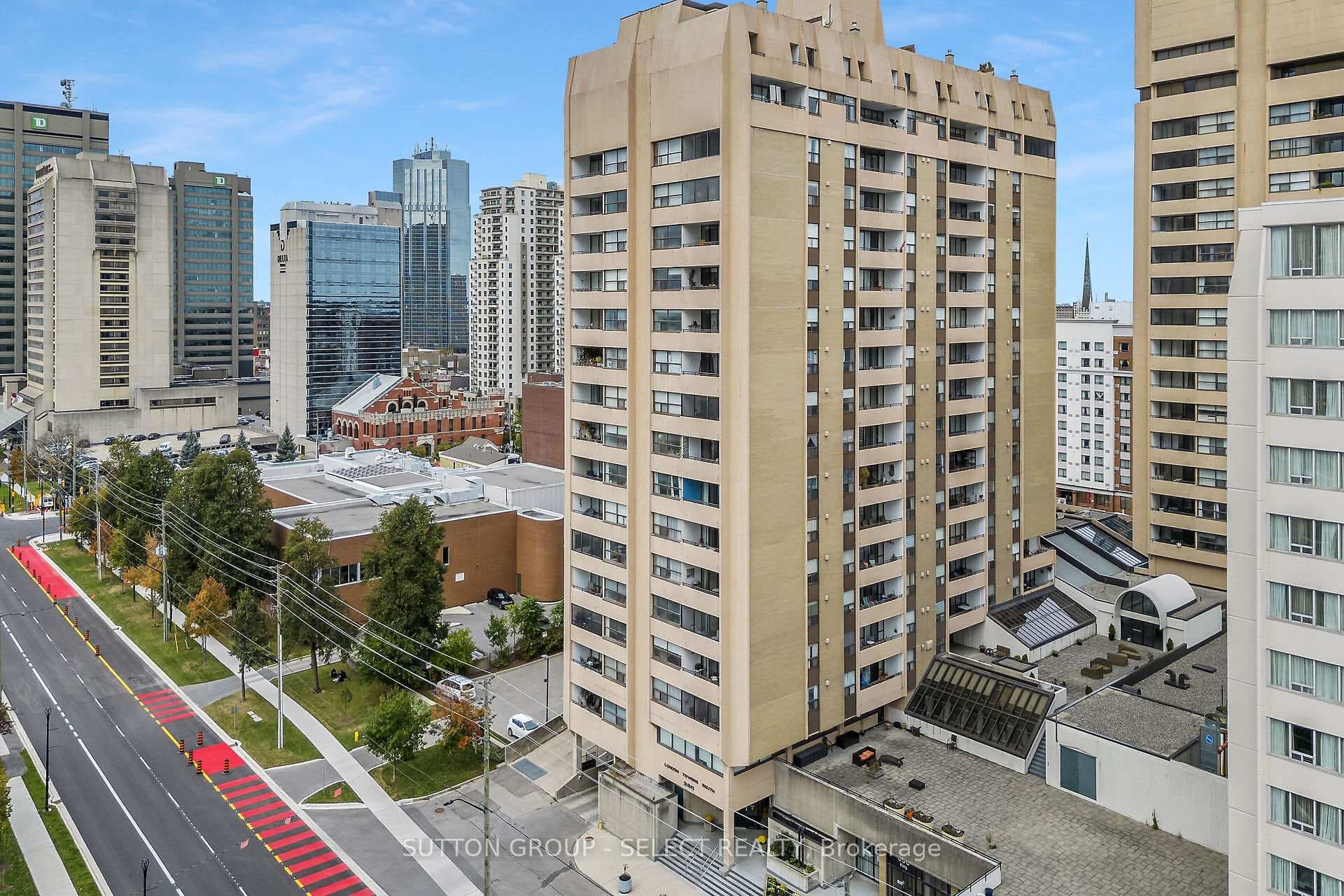 380 King Street Unit 1701 photo 3