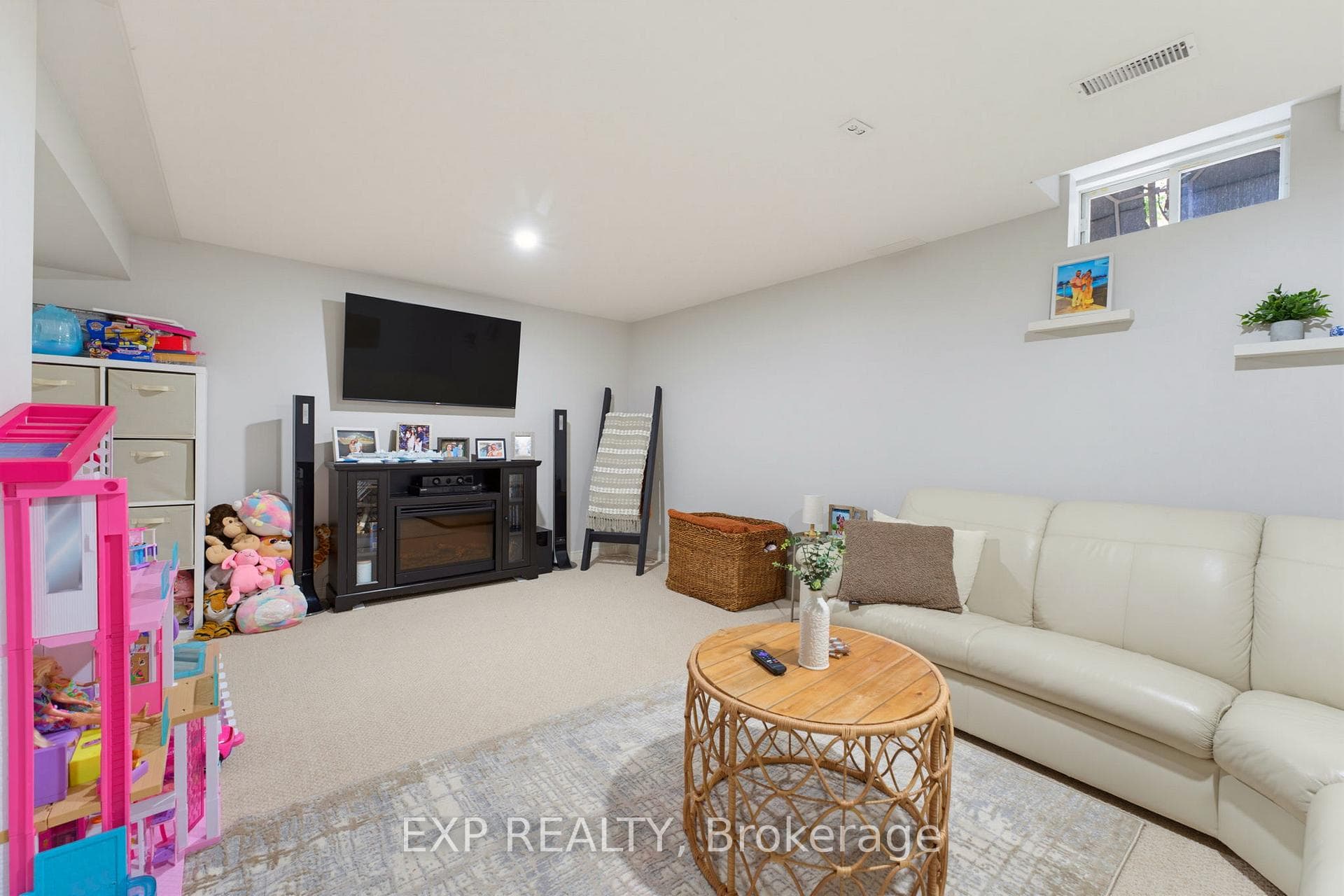 10 Cadham Boulevard Unit 28 photo 17