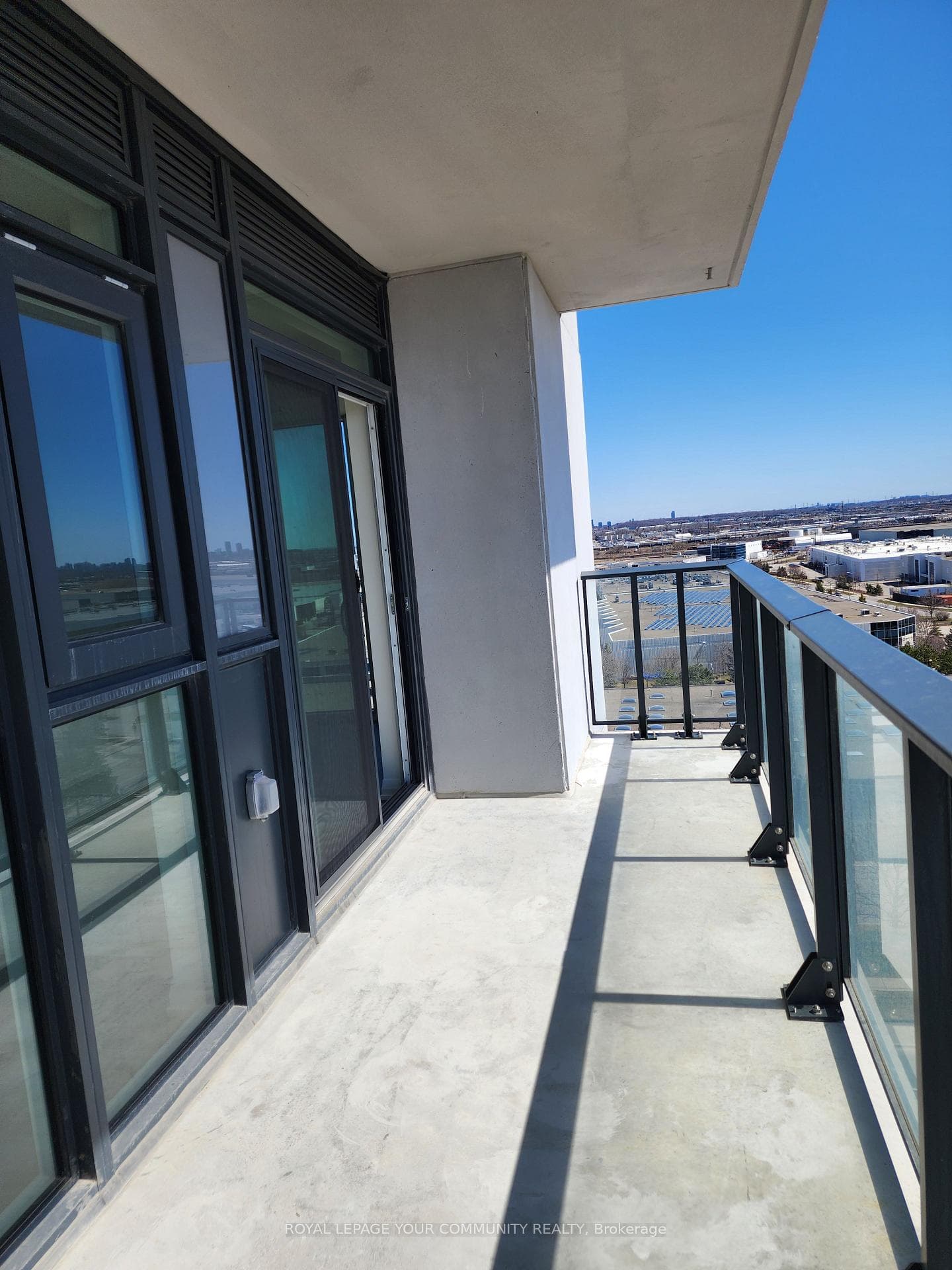8960 Jane Street Unit 1021 photo 9