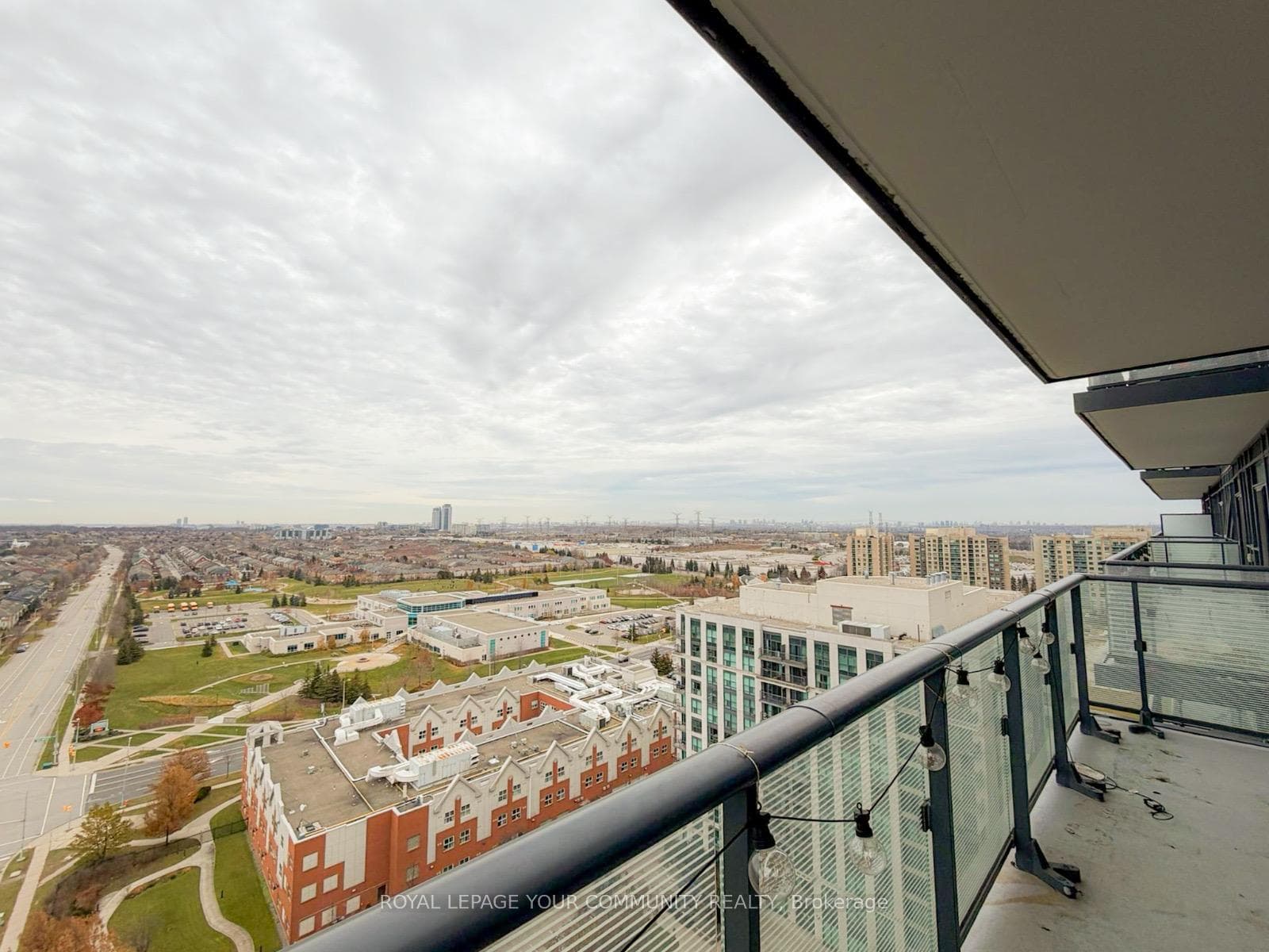 75 Oneida Crescent Unit 1704 photo 23