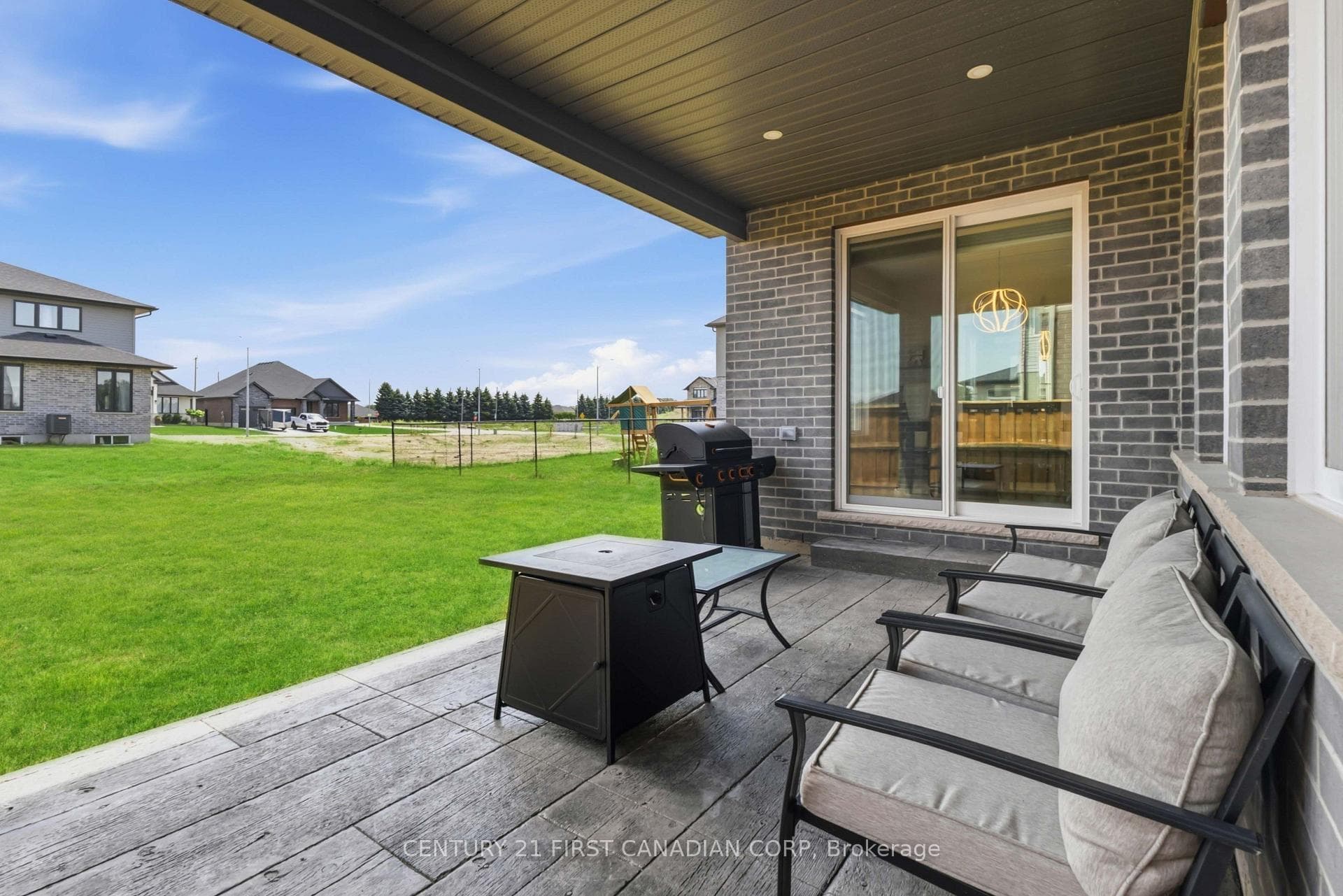 68 Rosina Lane photo 41