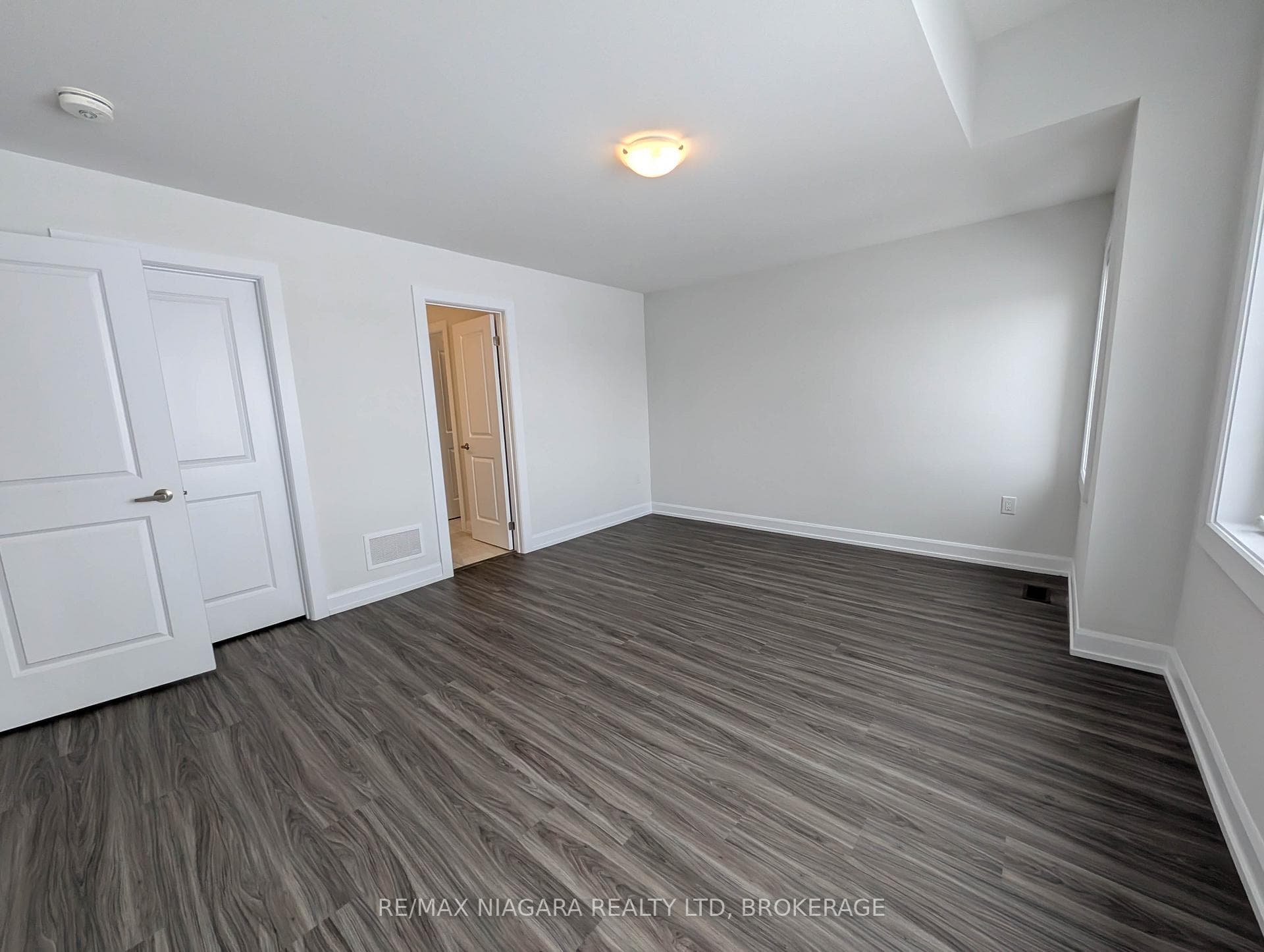 10 Shoreview Drive photo 26
