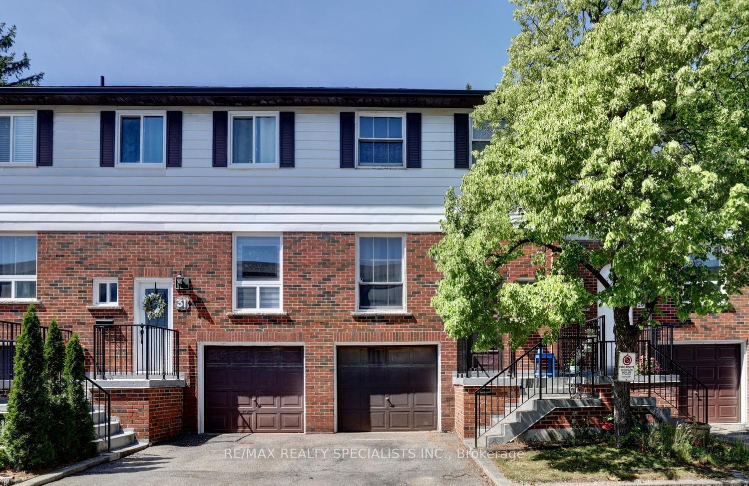 2445 Homelands Drive Unit 30 photo 2