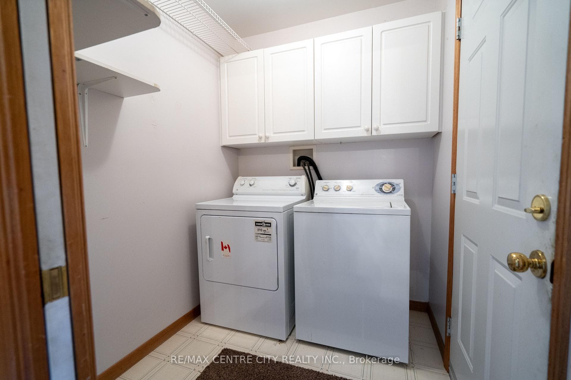 547 Agnes Drive photo 28