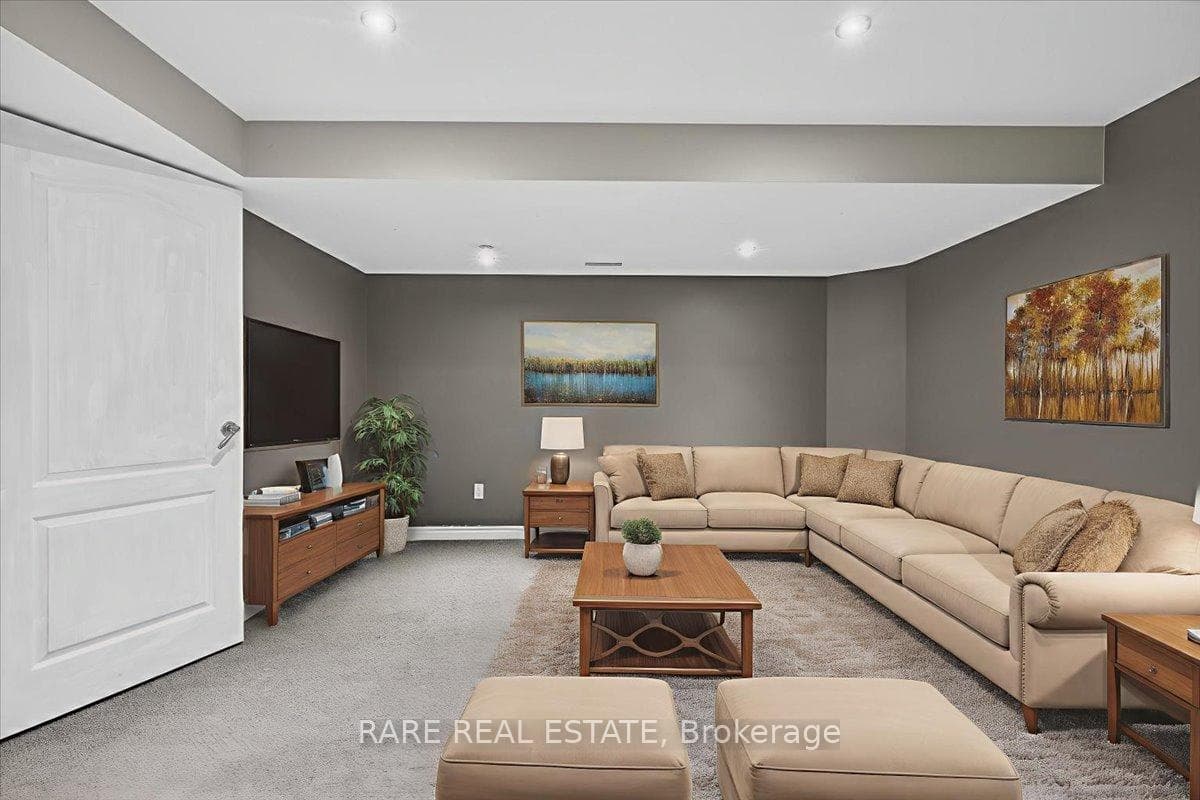 1444 Forest Street photo 40