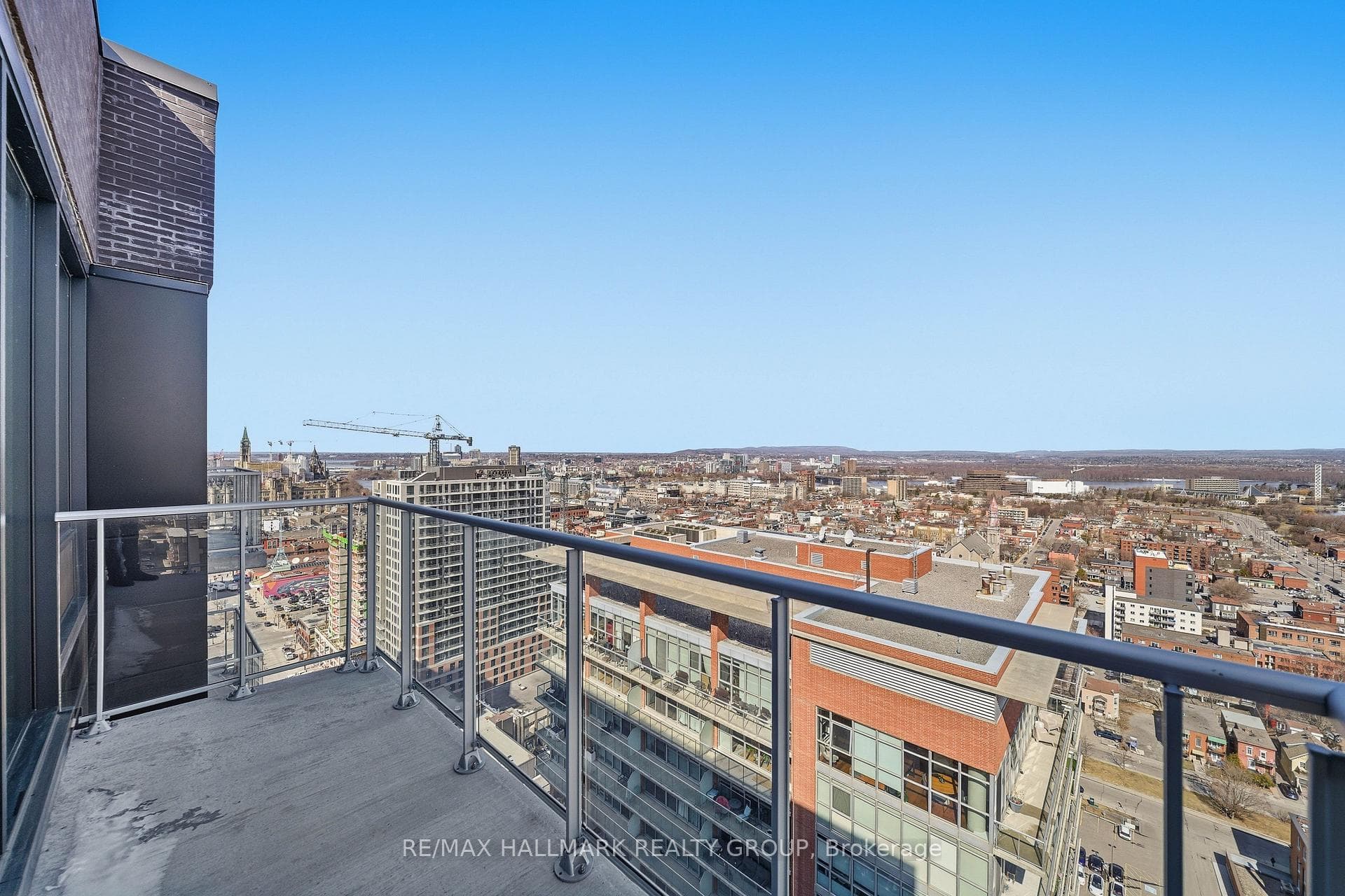 180 George Street Unit 2605 photo 22