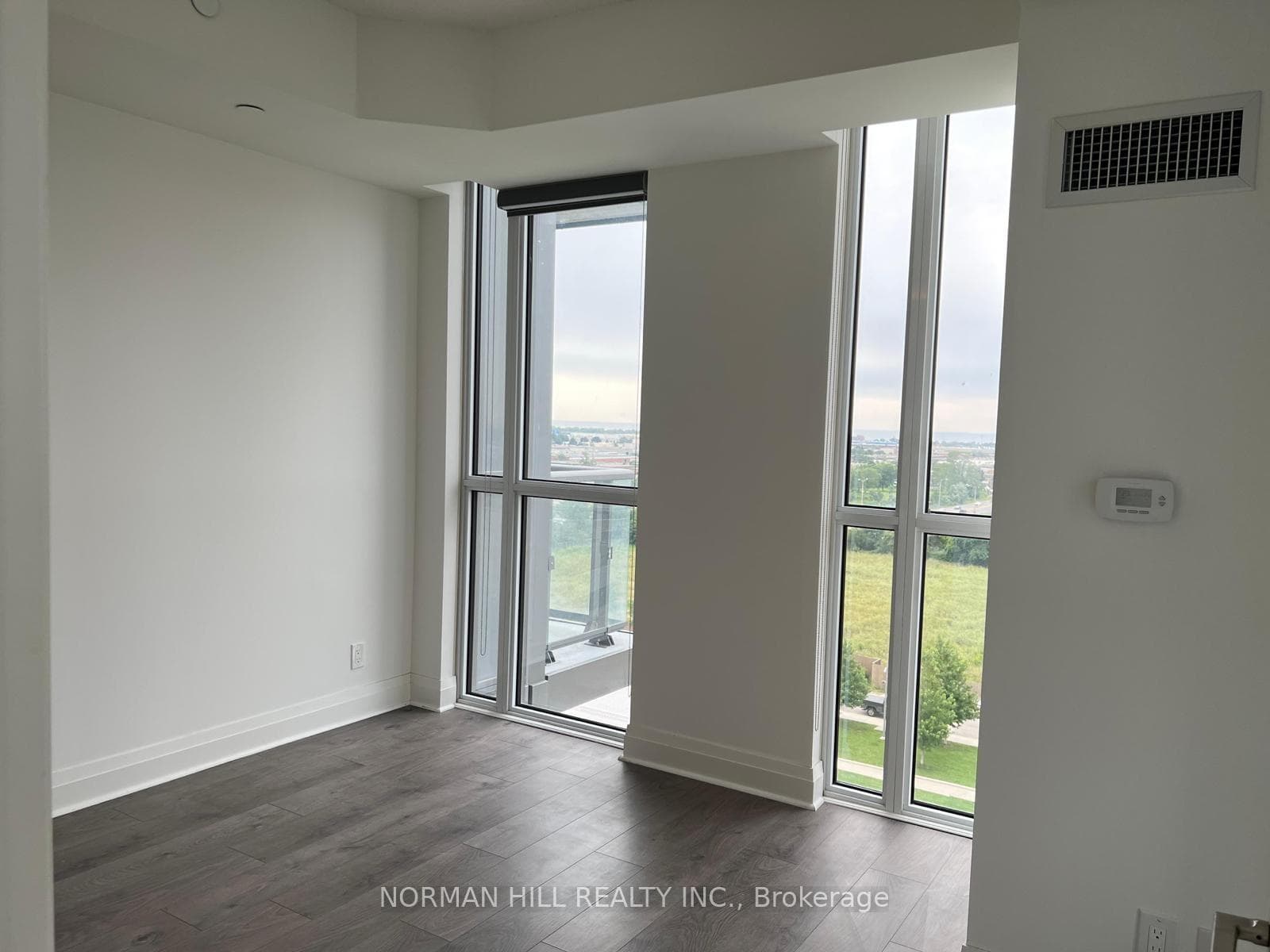 15 Zorra Street Unit 807 photo 13