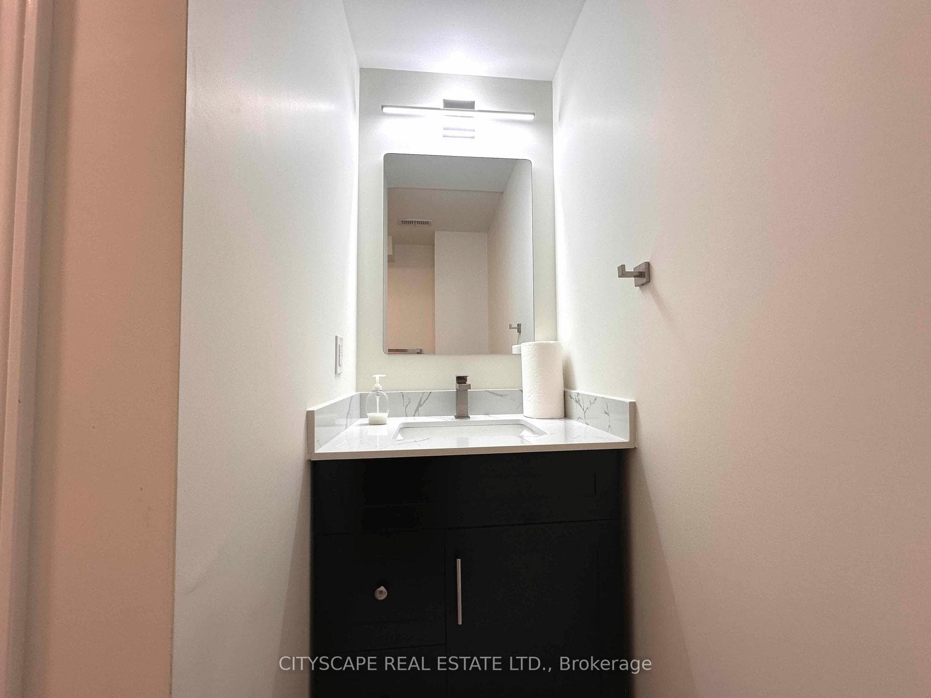 3-Piece Washroom/Vanity