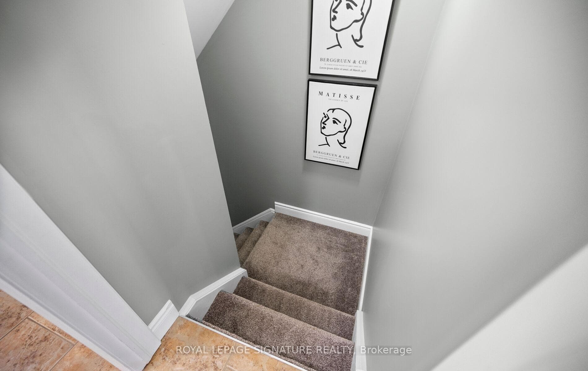 61 Thames Way photo 37