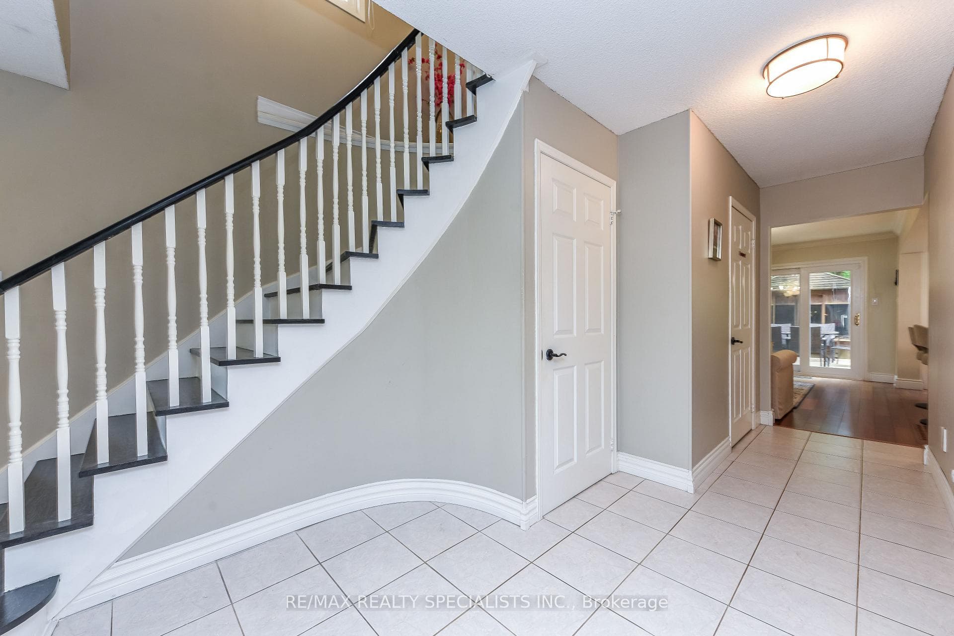 6459 Longspur Road photo 5