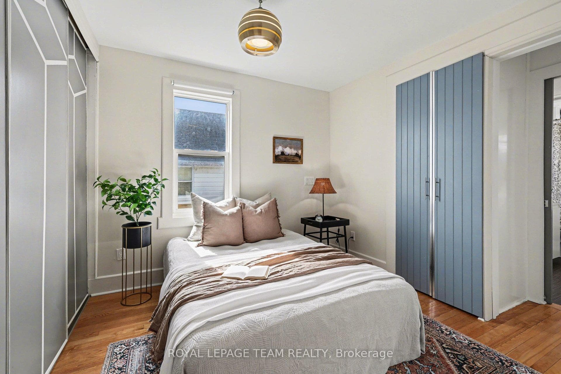236 Emond Street photo 20