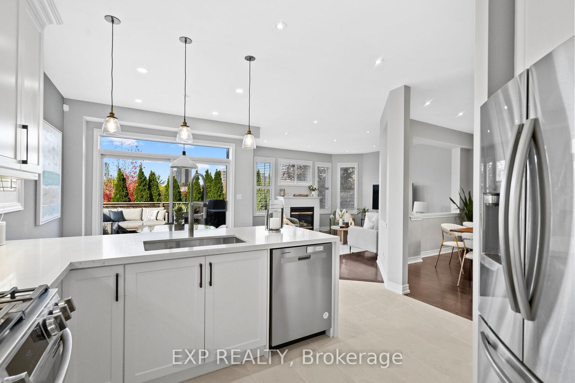 61 Timbercreek Court photo 15