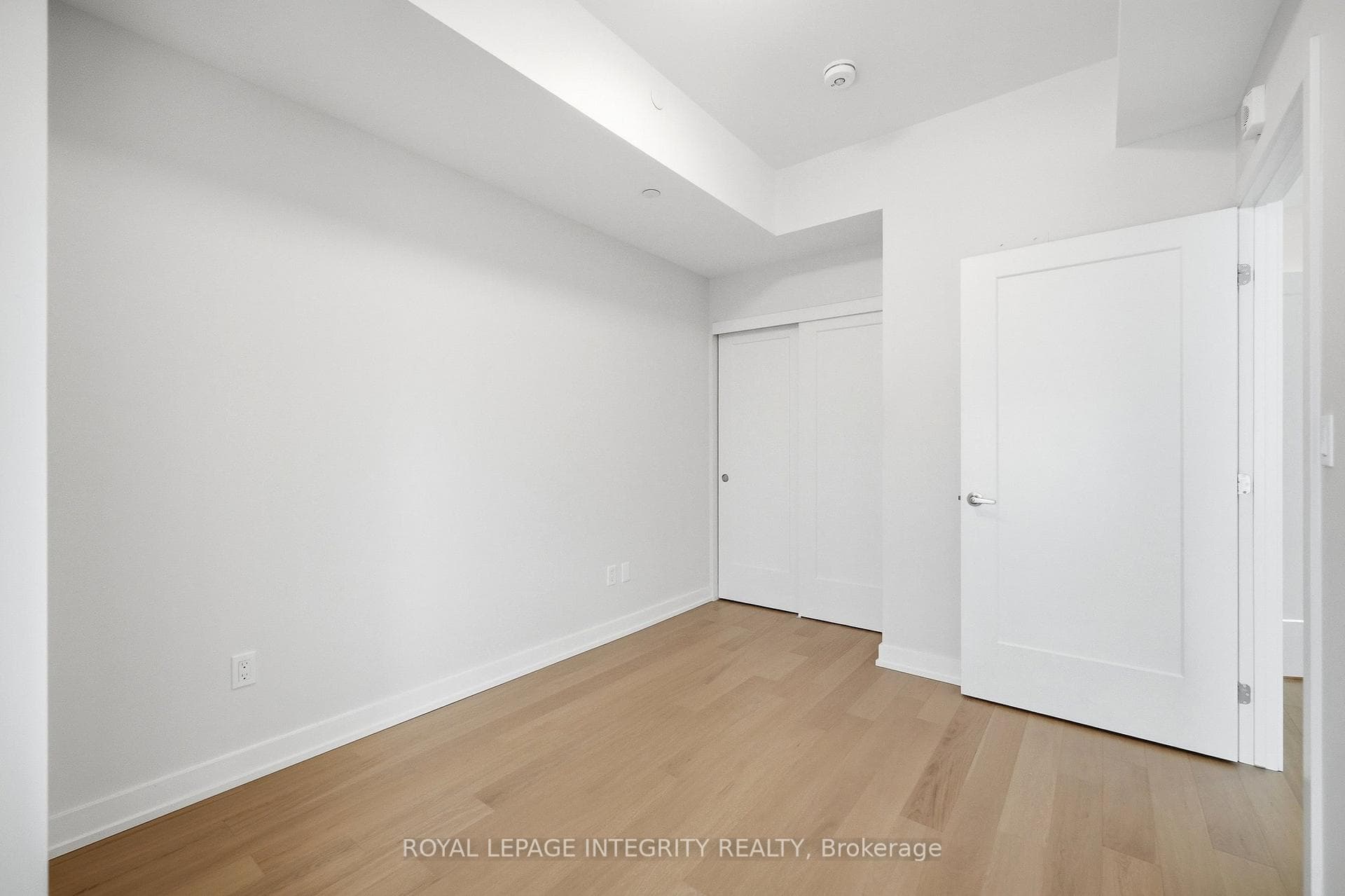530 De Mazenod Avenue Unit 612 photo 24