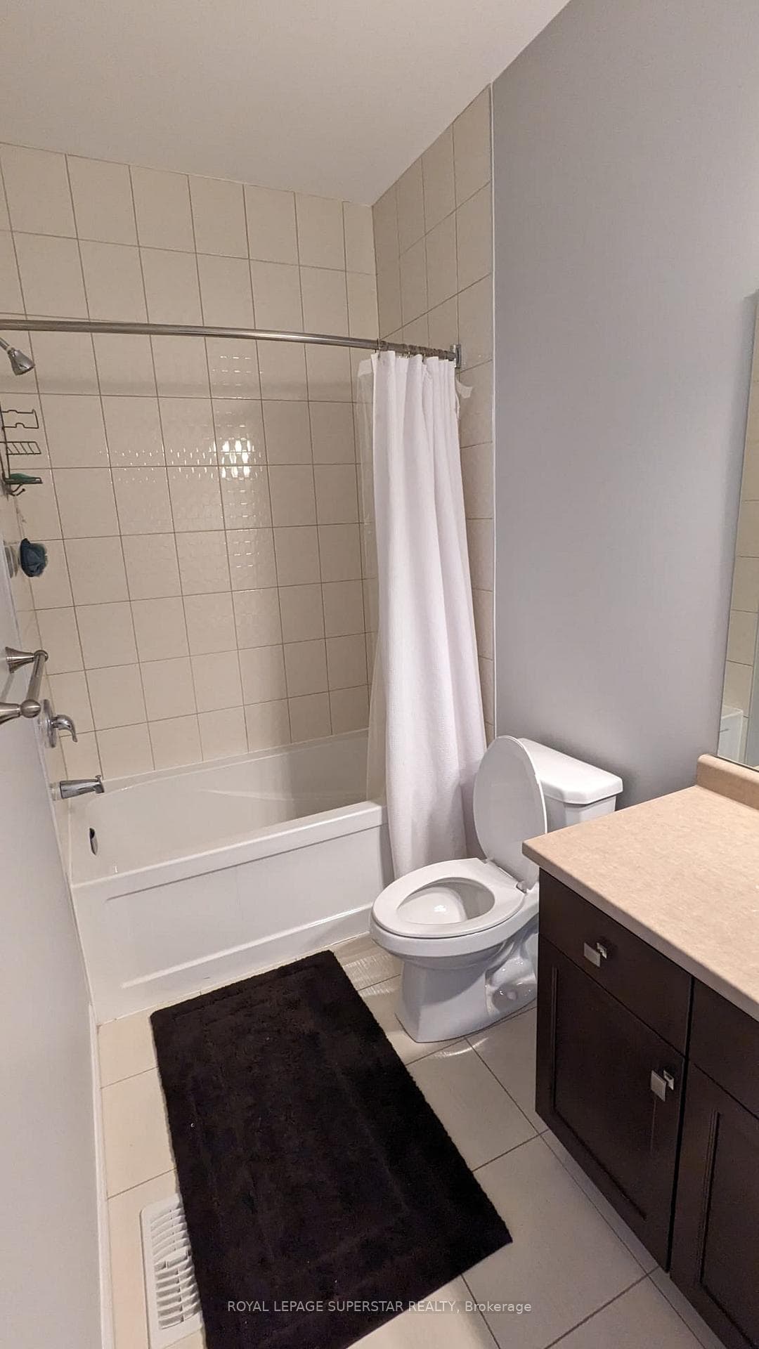 122 Delphi Lane photo 34