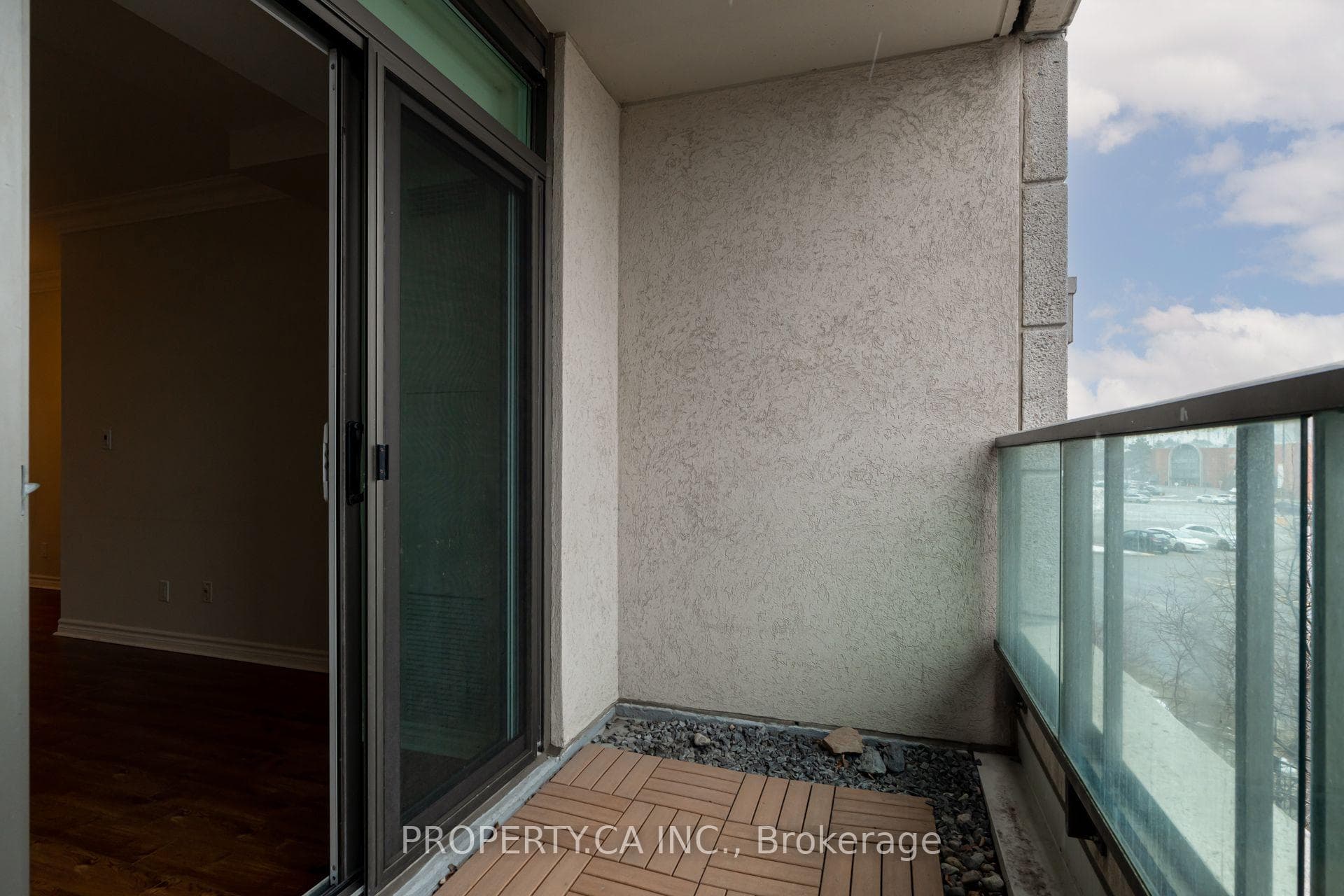 88 Promenade Circle Unit 201 photo 28