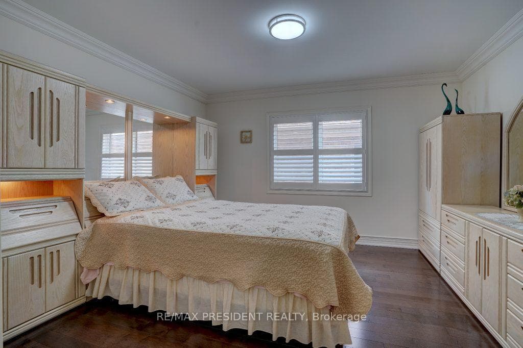 14 Burlwood Road photo 30