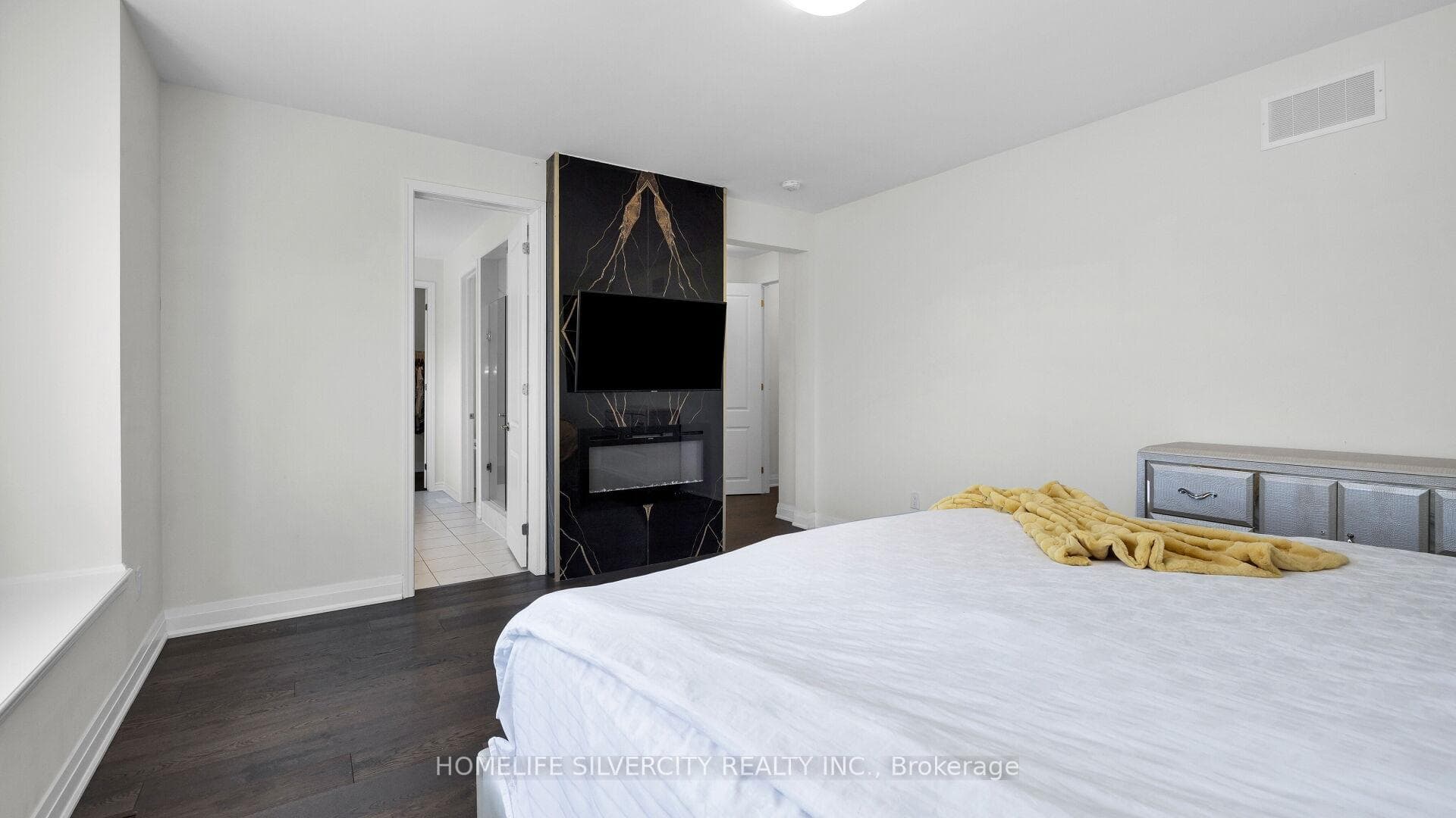 43 Westfield Drive photo 17