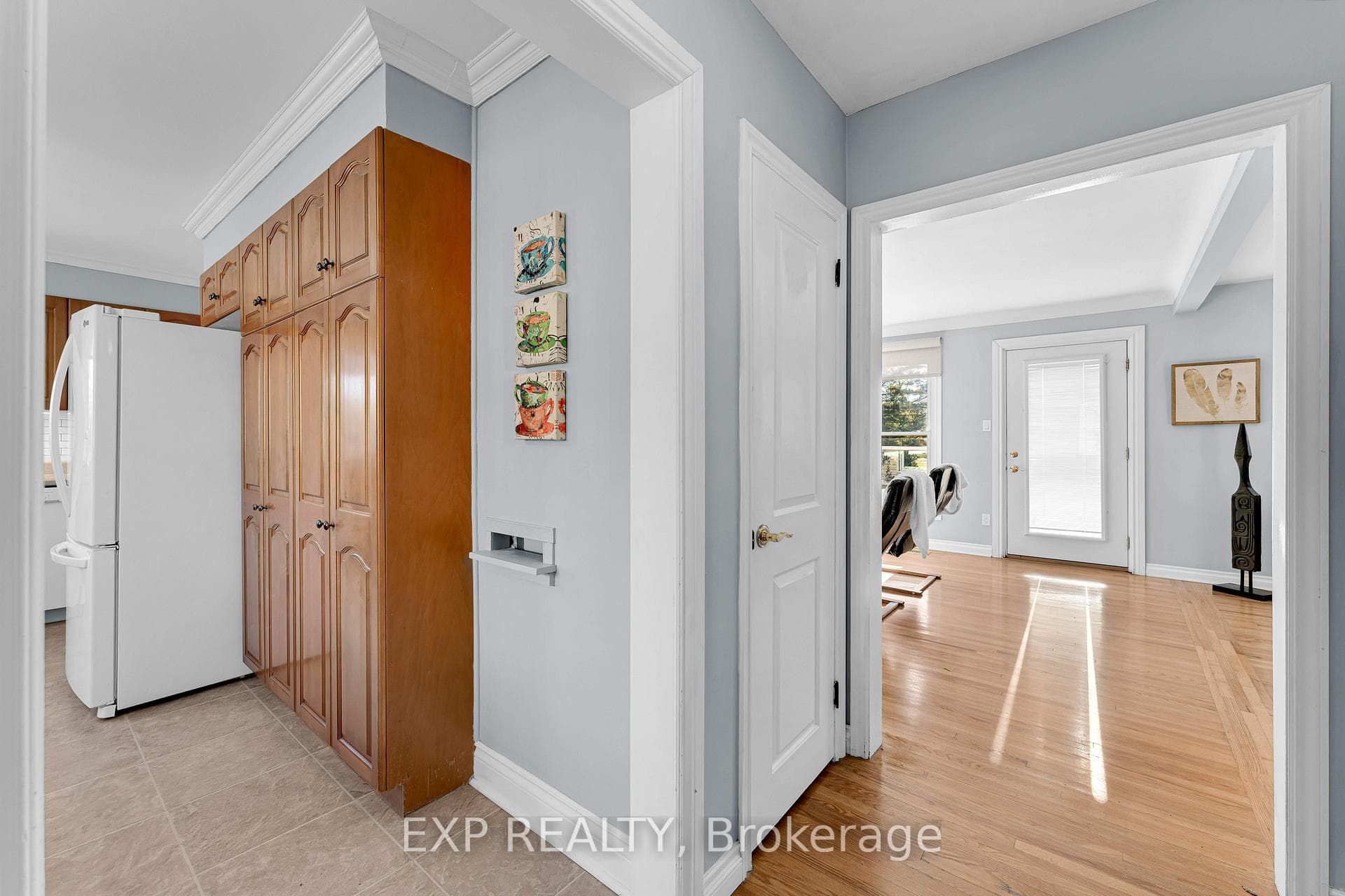 450 Coronation Boulevard photo 13
