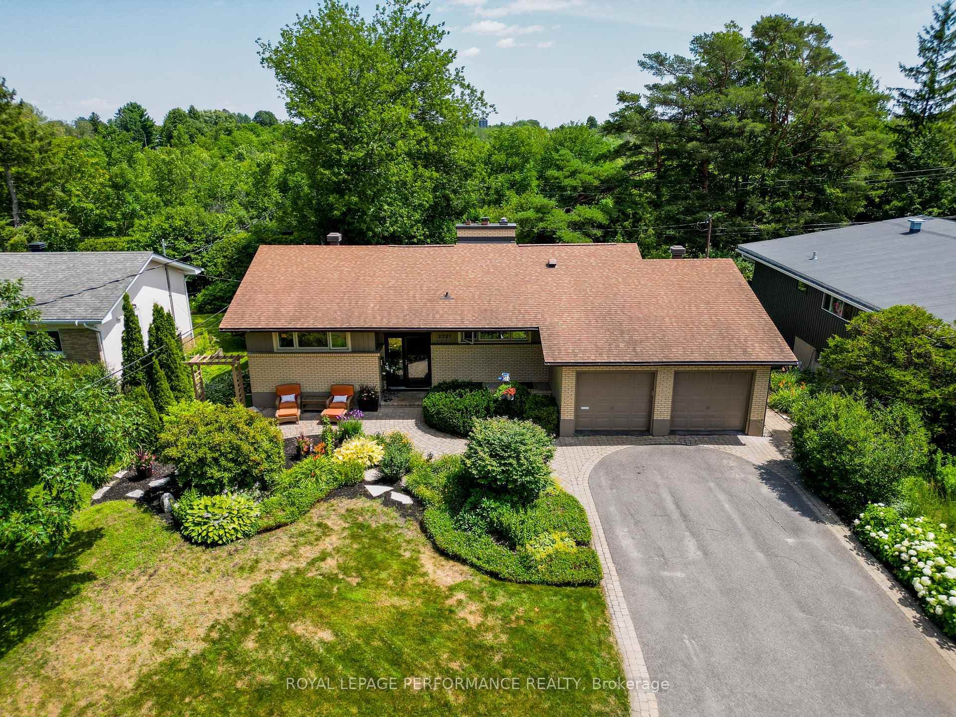 2321 Hillary Avenue photo 41