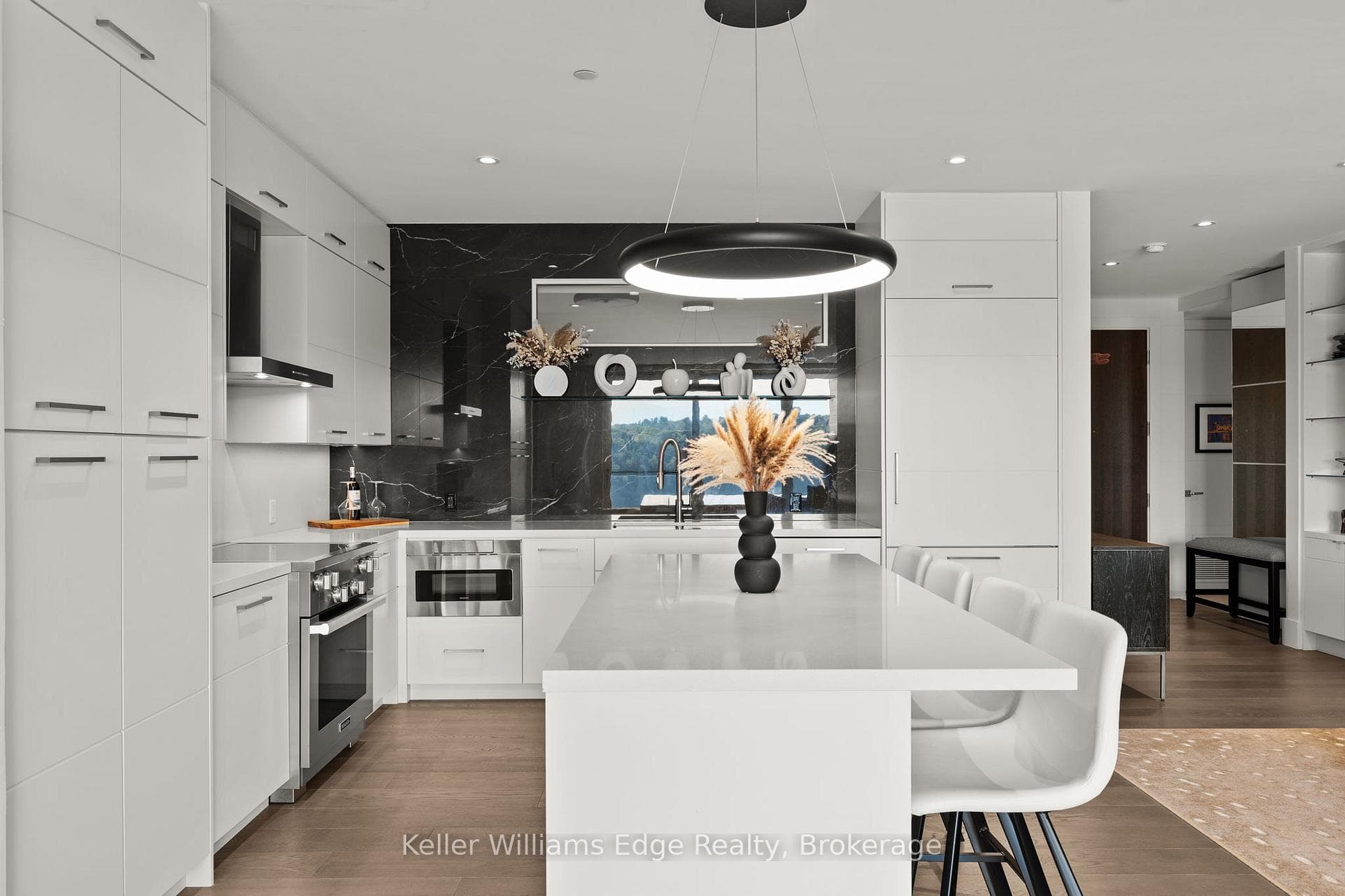 727 Grandview Drive Unit 209 photo 9