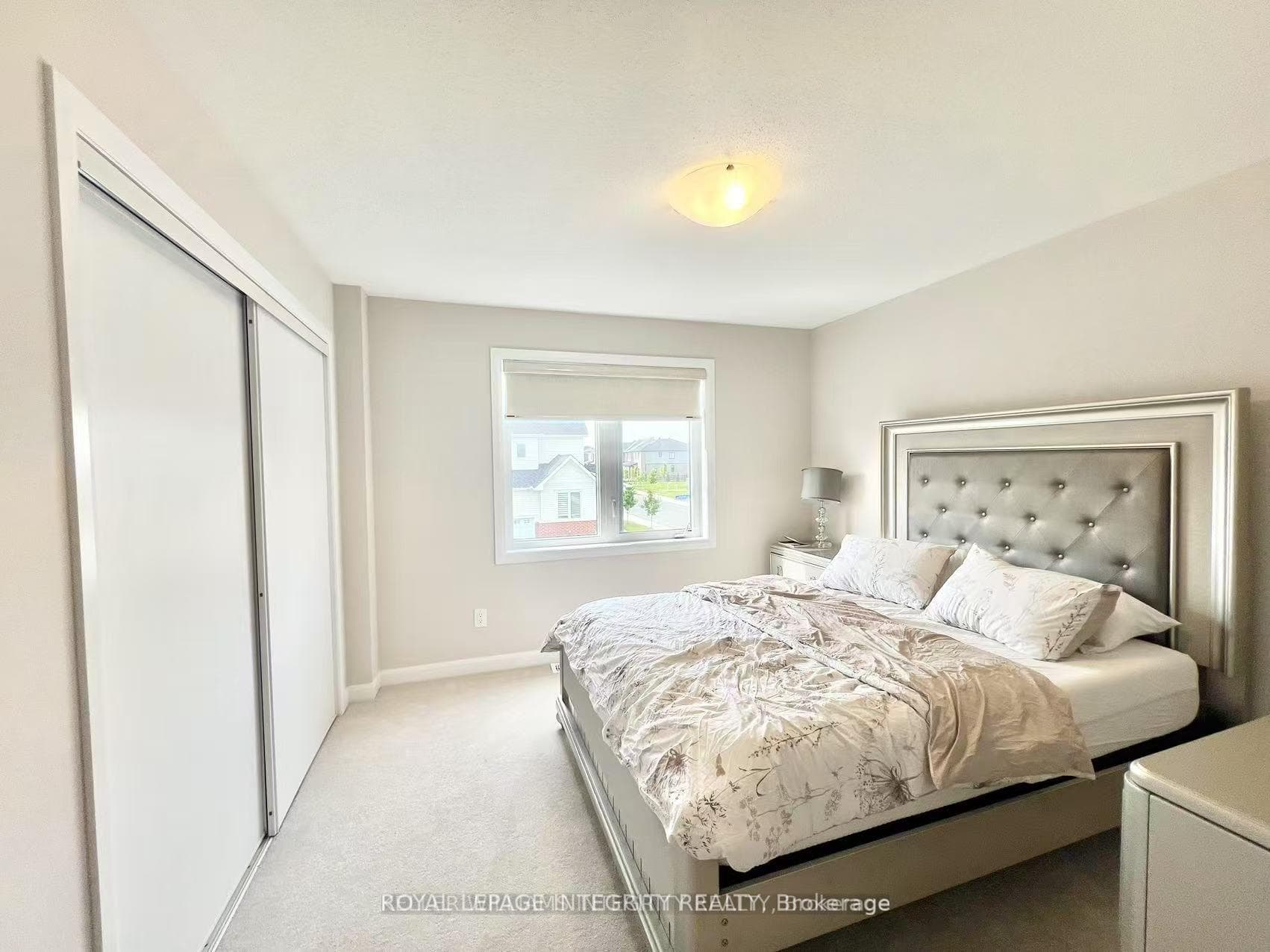 1042 Parabolica Way photo 21