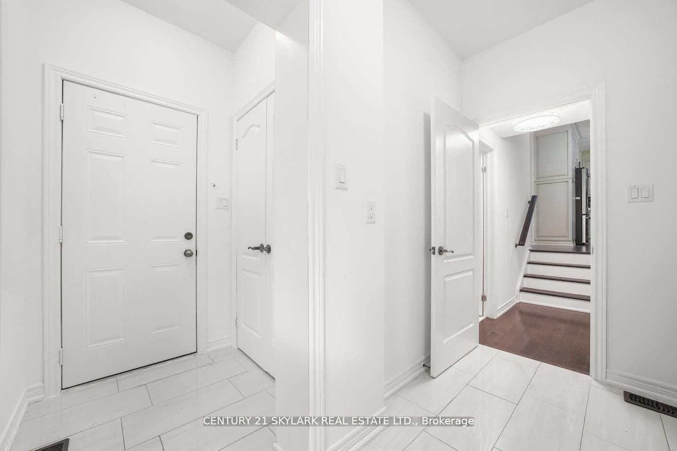 3270 Etude Drive photo 20