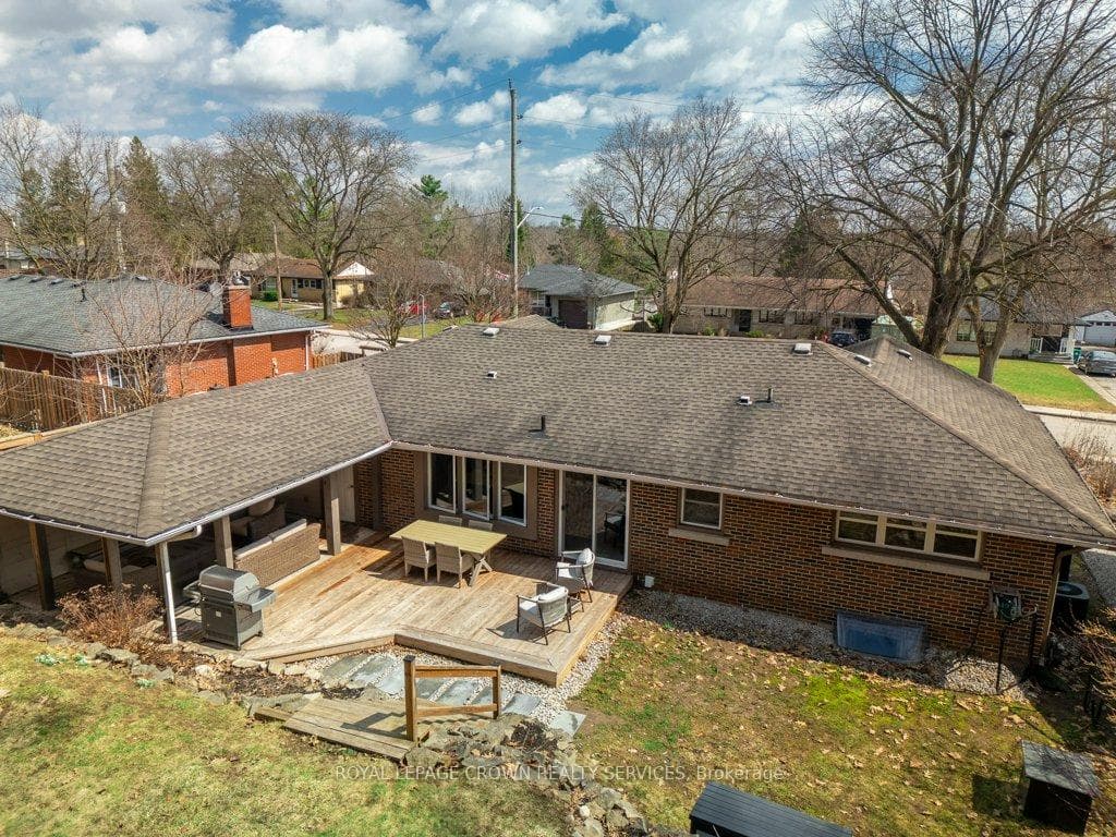 170 Tait Street photo 36
