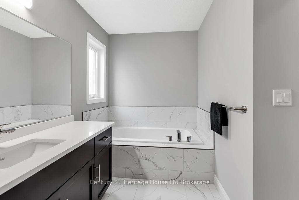 55 William Street photo 16