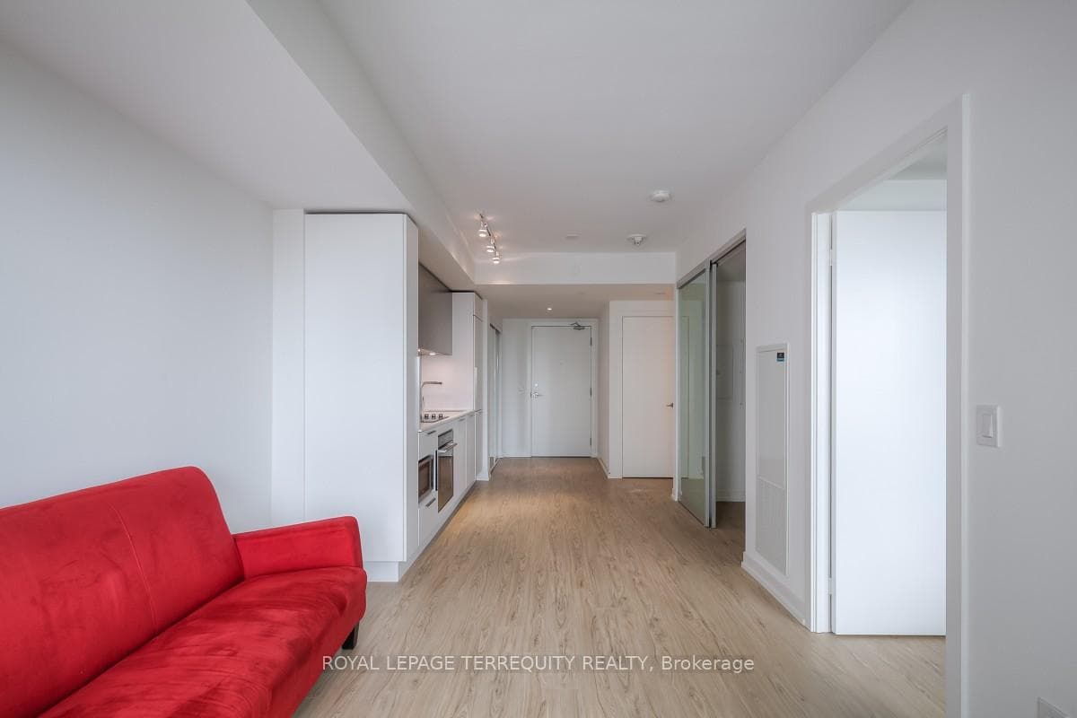 85 Wood Street Unit 2701 photo 6