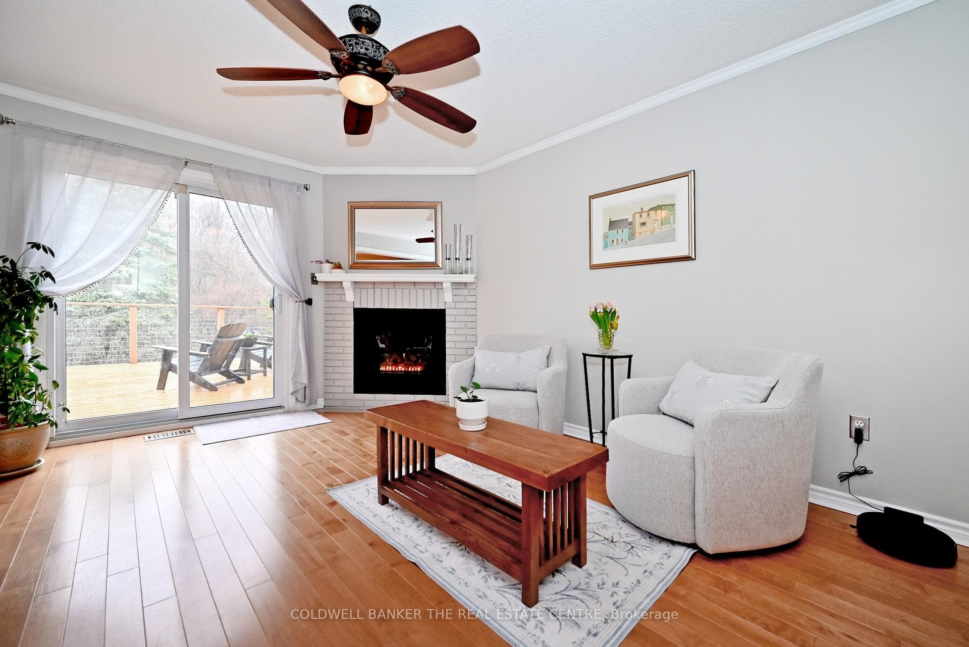 102 Deerglen Terrace photo 11