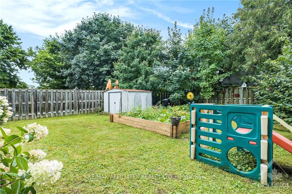 142 TOWNLINE Road photo 25