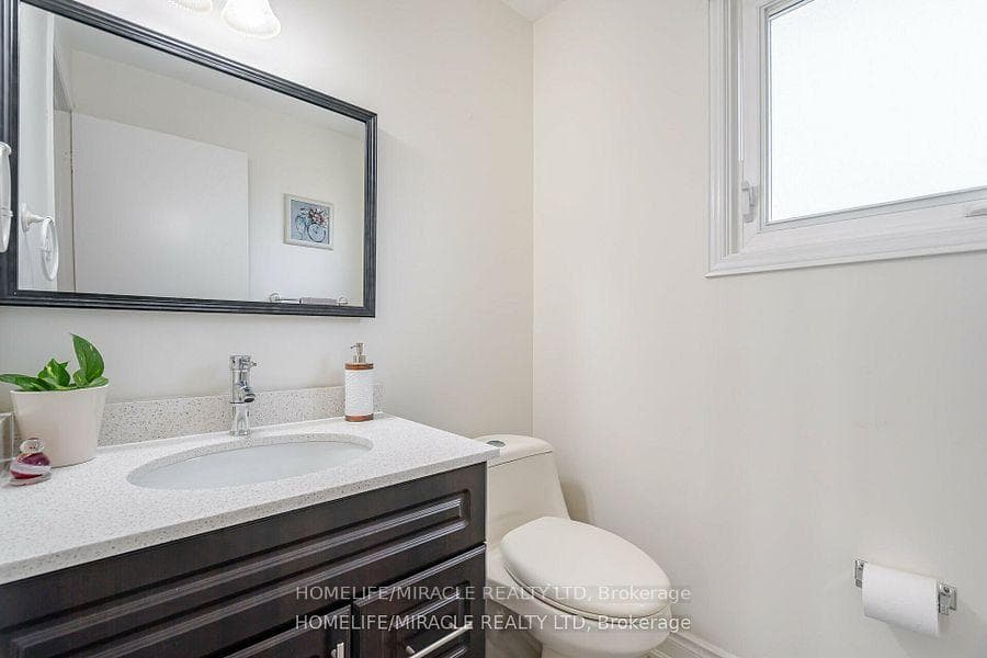 16 Nemo Crescent photo 17